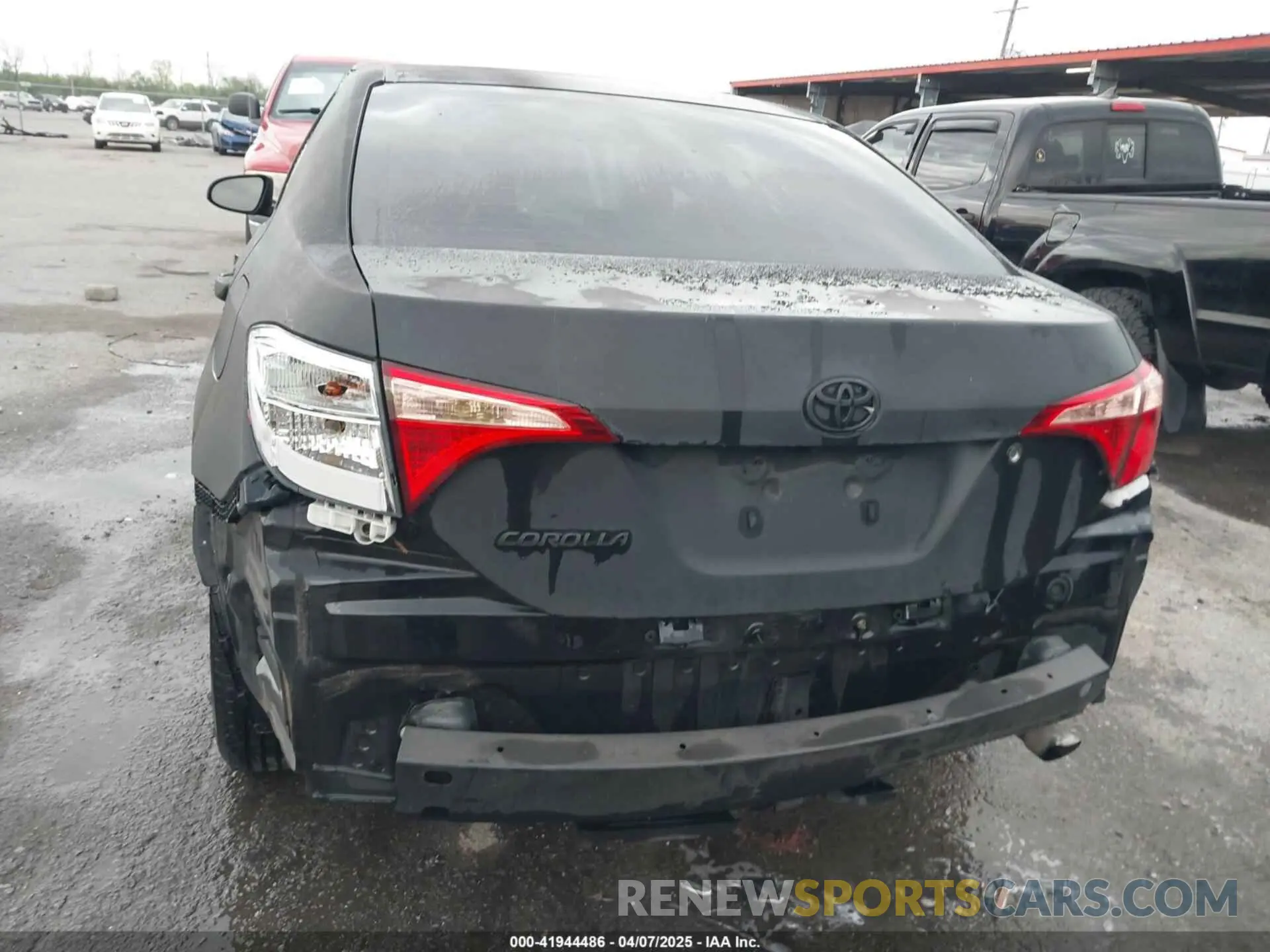 17 Photograph of a damaged car 5YFBURHE8KP874087 TOYOTA COROLLA 2019