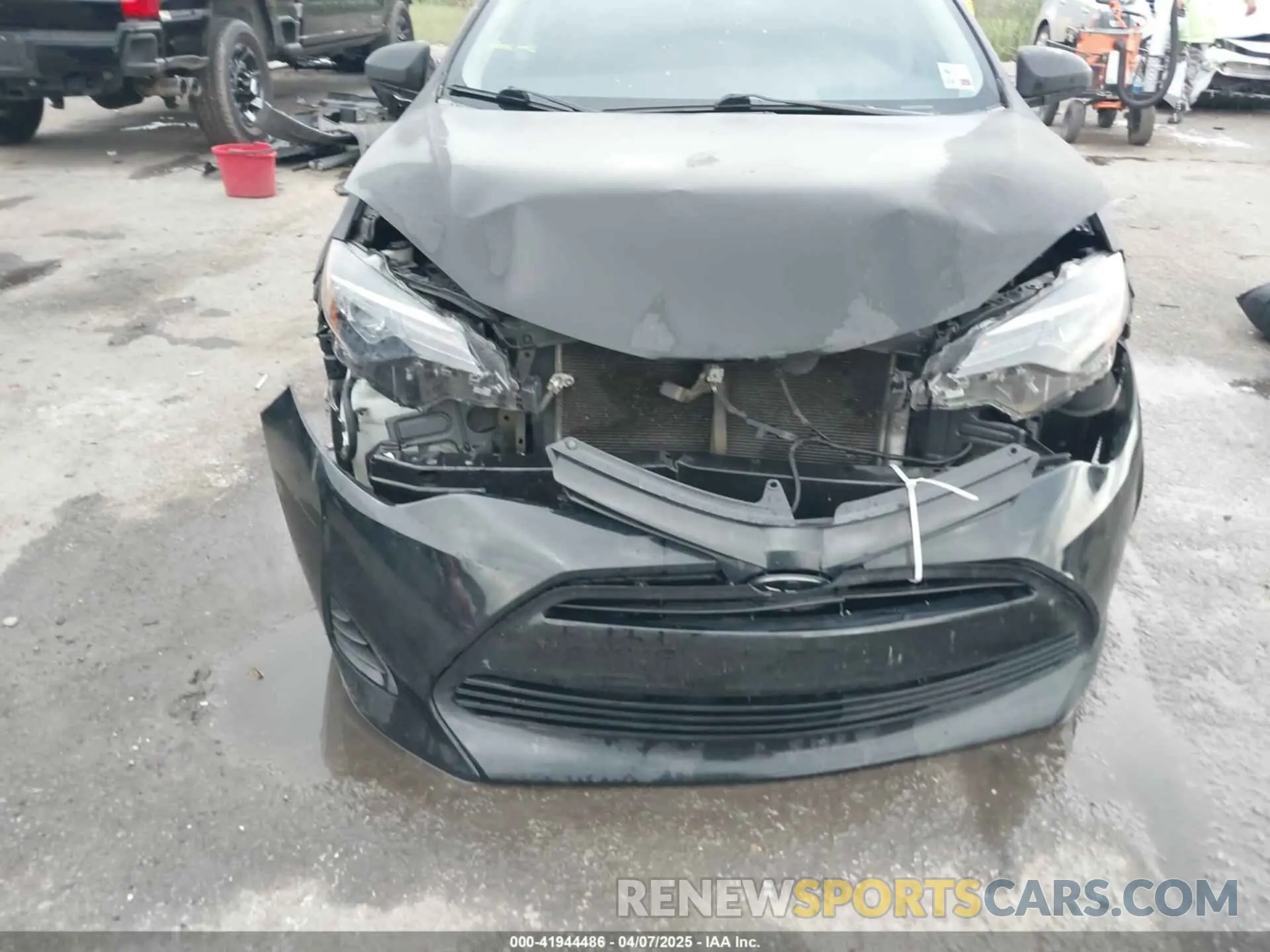 6 Photograph of a damaged car 5YFBURHE8KP874087 TOYOTA COROLLA 2019