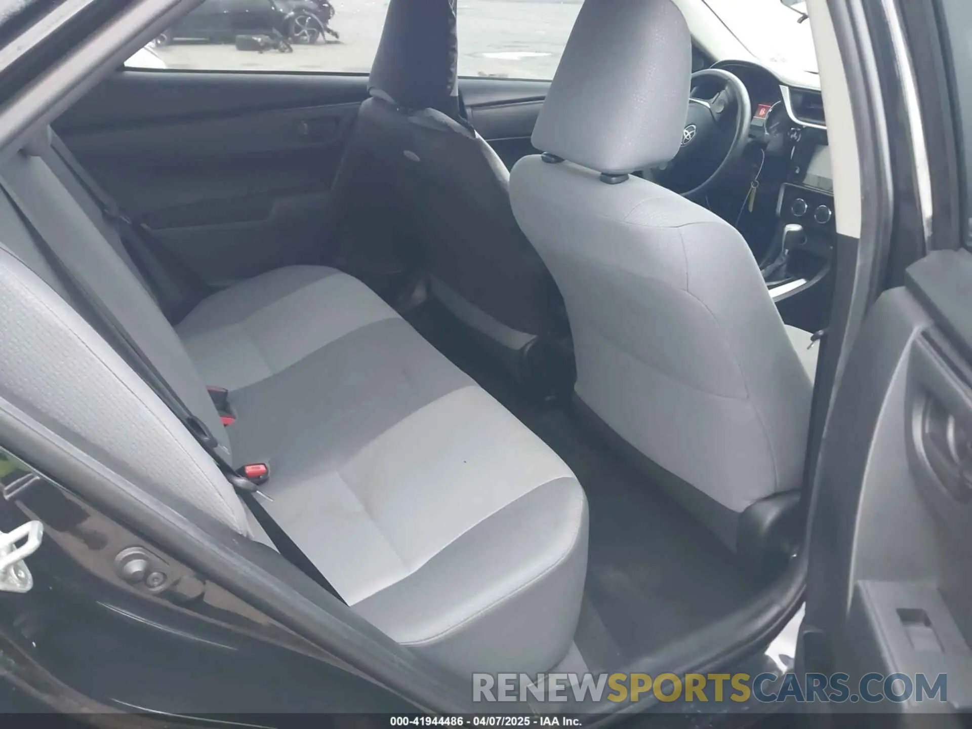 8 Photograph of a damaged car 5YFBURHE8KP874087 TOYOTA COROLLA 2019