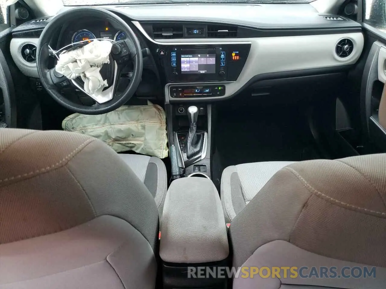 8 Photograph of a damaged car 5YFBURHE8KP877250 TOYOTA COROLLA 2019
