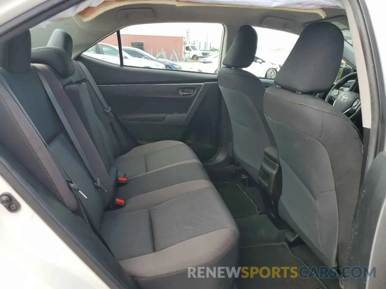 10 Photograph of a damaged car 5YFBURHE8KP878947 TOYOTA COROLLA 2019