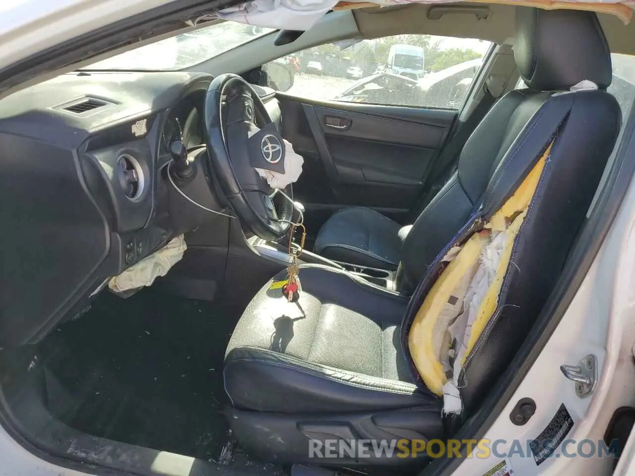 7 Photograph of a damaged car 5YFBURHE8KP881458 TOYOTA COROLLA 2019