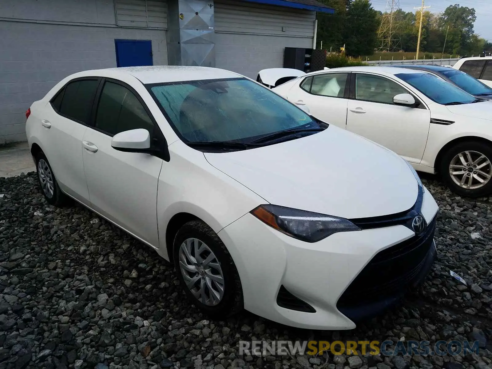 1 Photograph of a damaged car 5YFBURHE8KP881539 TOYOTA COROLLA 2019