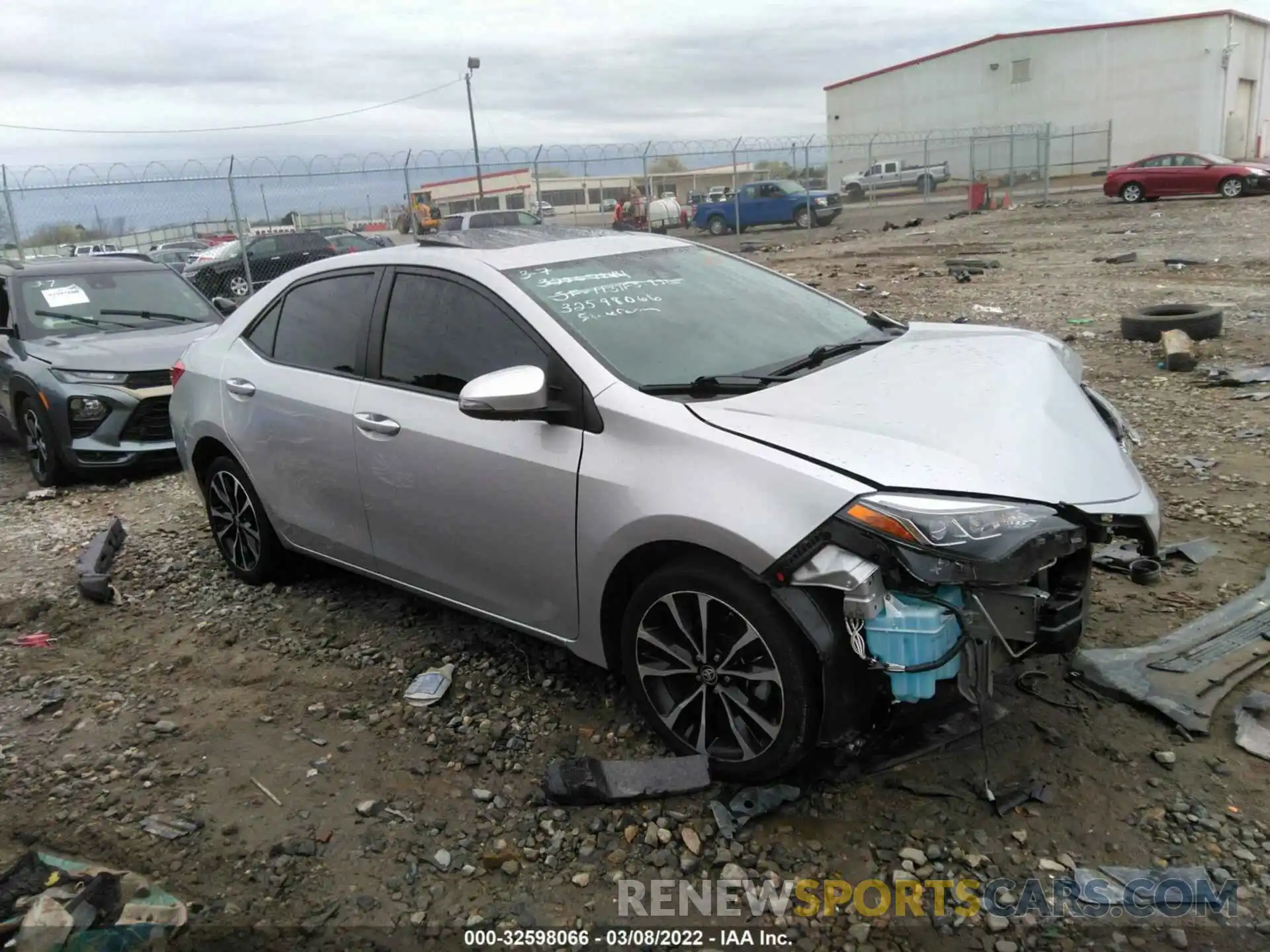 1 Photograph of a damaged car 5YFBURHE8KP882786 TOYOTA COROLLA 2019