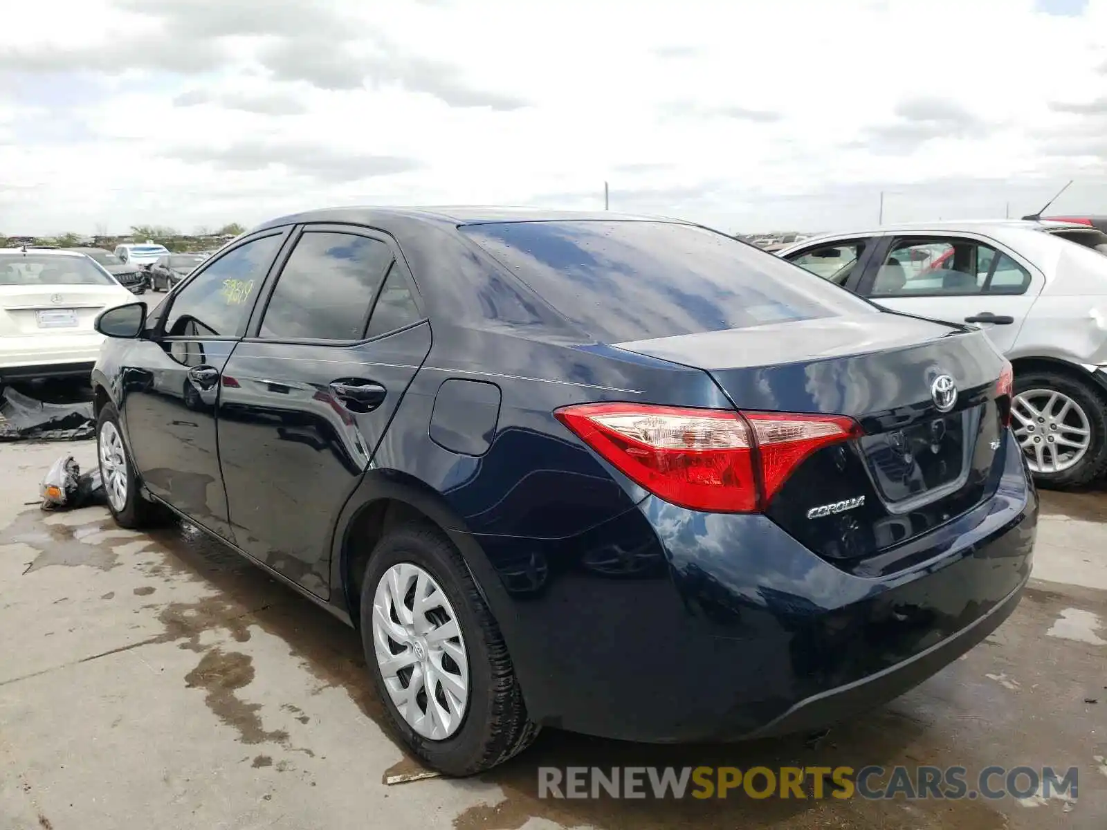 3 Photograph of a damaged car 5YFBURHE8KP883551 TOYOTA COROLLA 2019