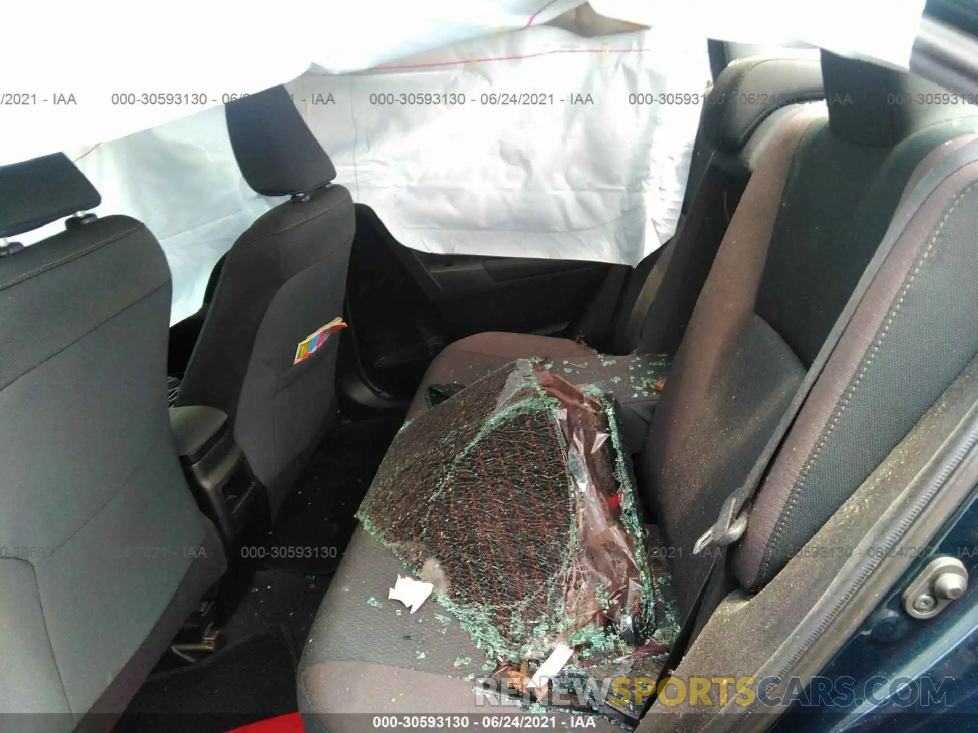 8 Photograph of a damaged car 5YFBURHE8KP884599 TOYOTA COROLLA 2019