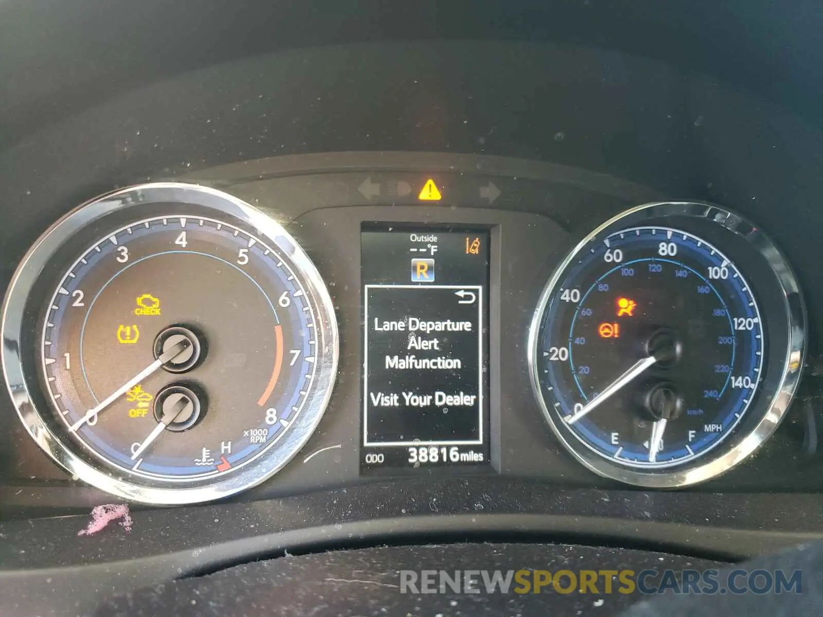 8 Photograph of a damaged car 5YFBURHE8KP886417 TOYOTA COROLLA 2019
