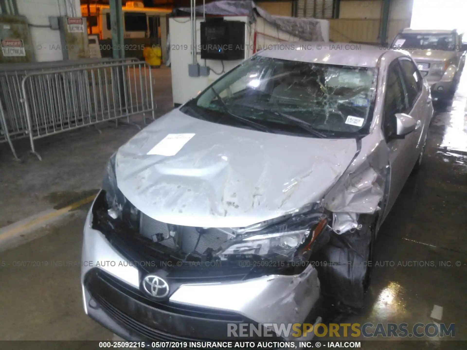 6 Photograph of a damaged car 5YFBURHE8KP889186 TOYOTA COROLLA 2019