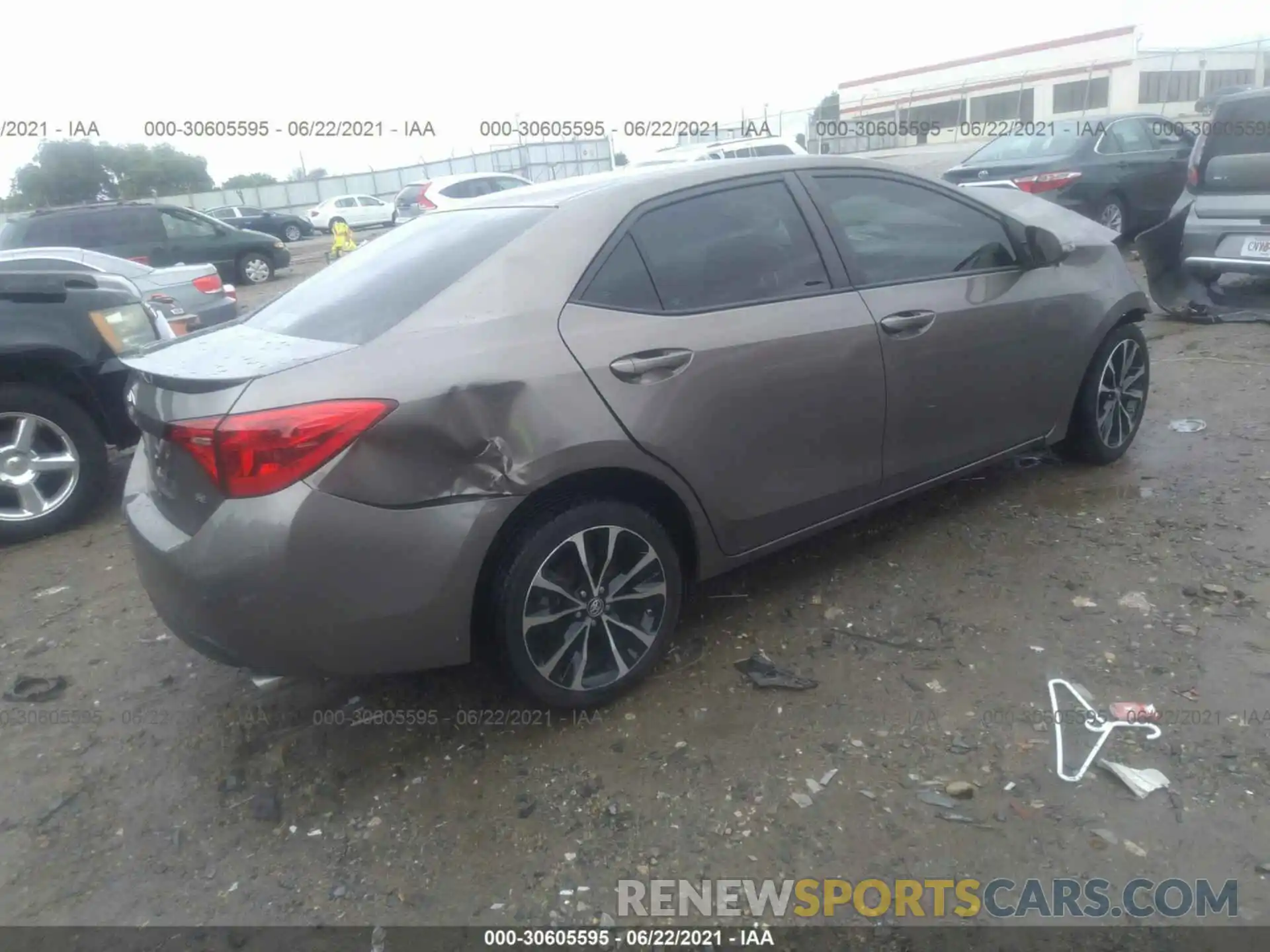 4 Photograph of a damaged car 5YFBURHE8KP890631 TOYOTA COROLLA 2019