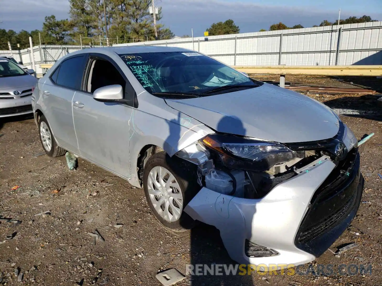 1 Photograph of a damaged car 5YFBURHE8KP890838 TOYOTA COROLLA 2019