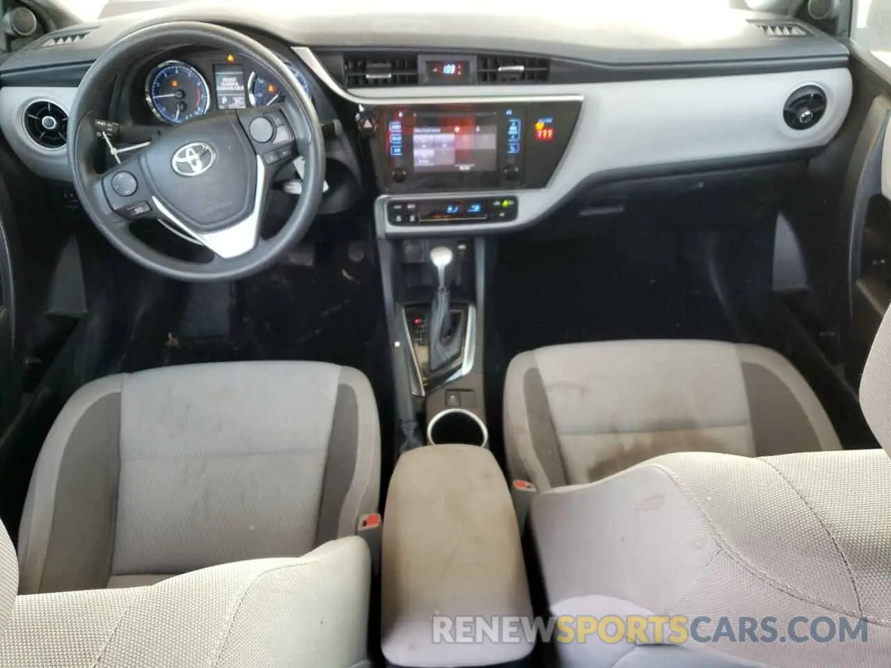 8 Photograph of a damaged car 5YFBURHE8KP893402 TOYOTA COROLLA 2019