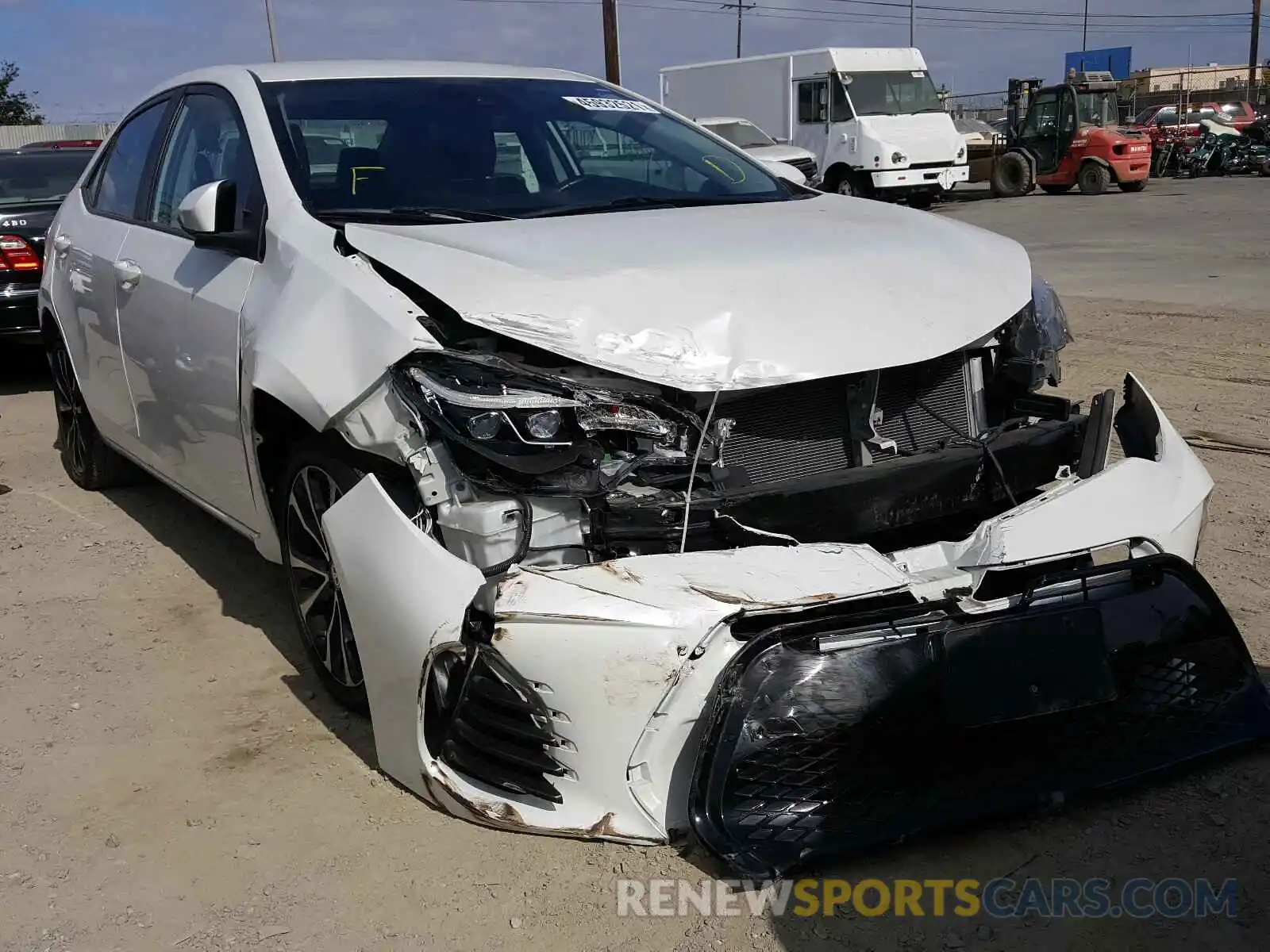 1 Photograph of a damaged car 5YFBURHE8KP894629 TOYOTA COROLLA 2019