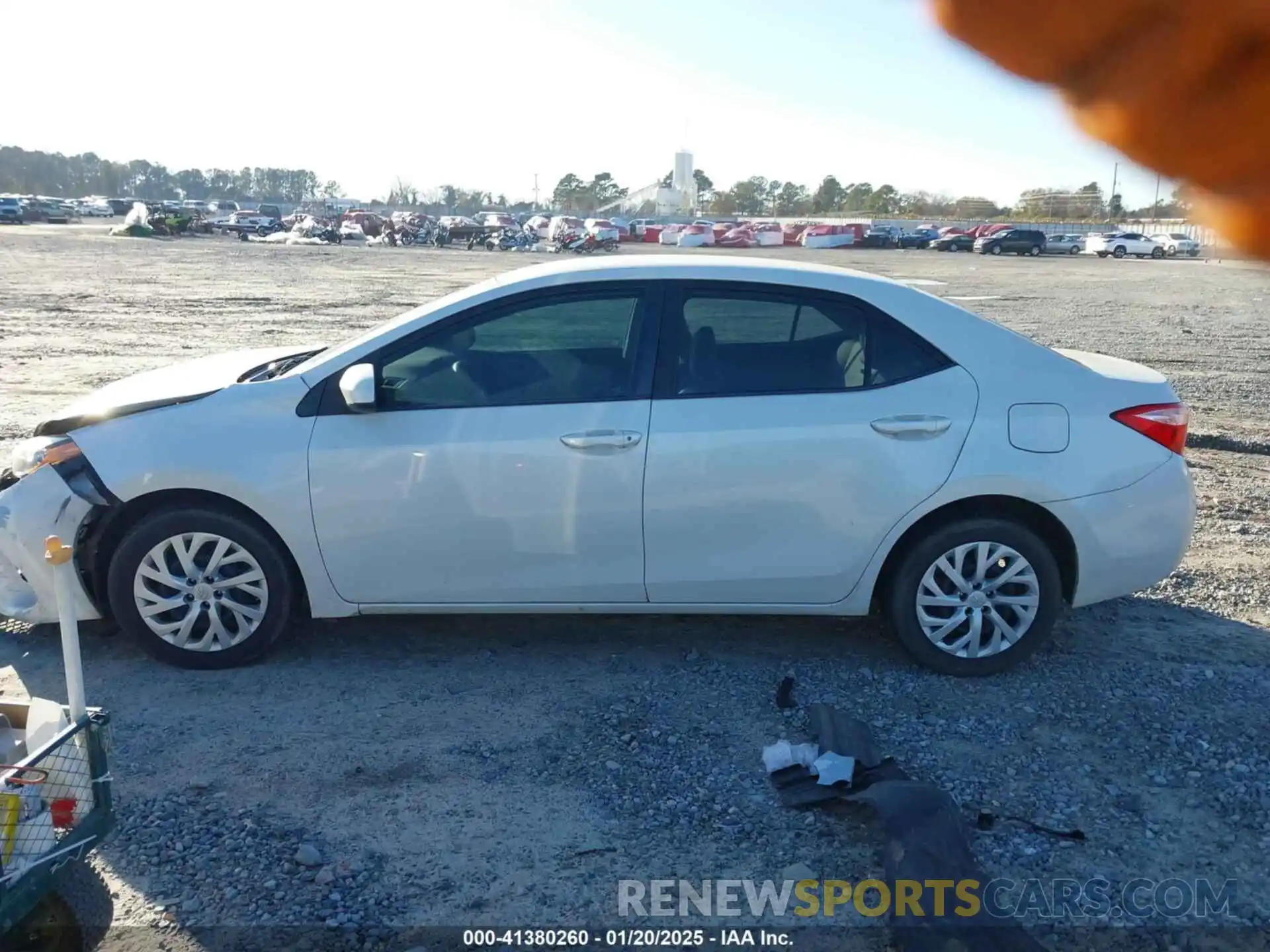 14 Photograph of a damaged car 5YFBURHE8KP897241 TOYOTA COROLLA 2019