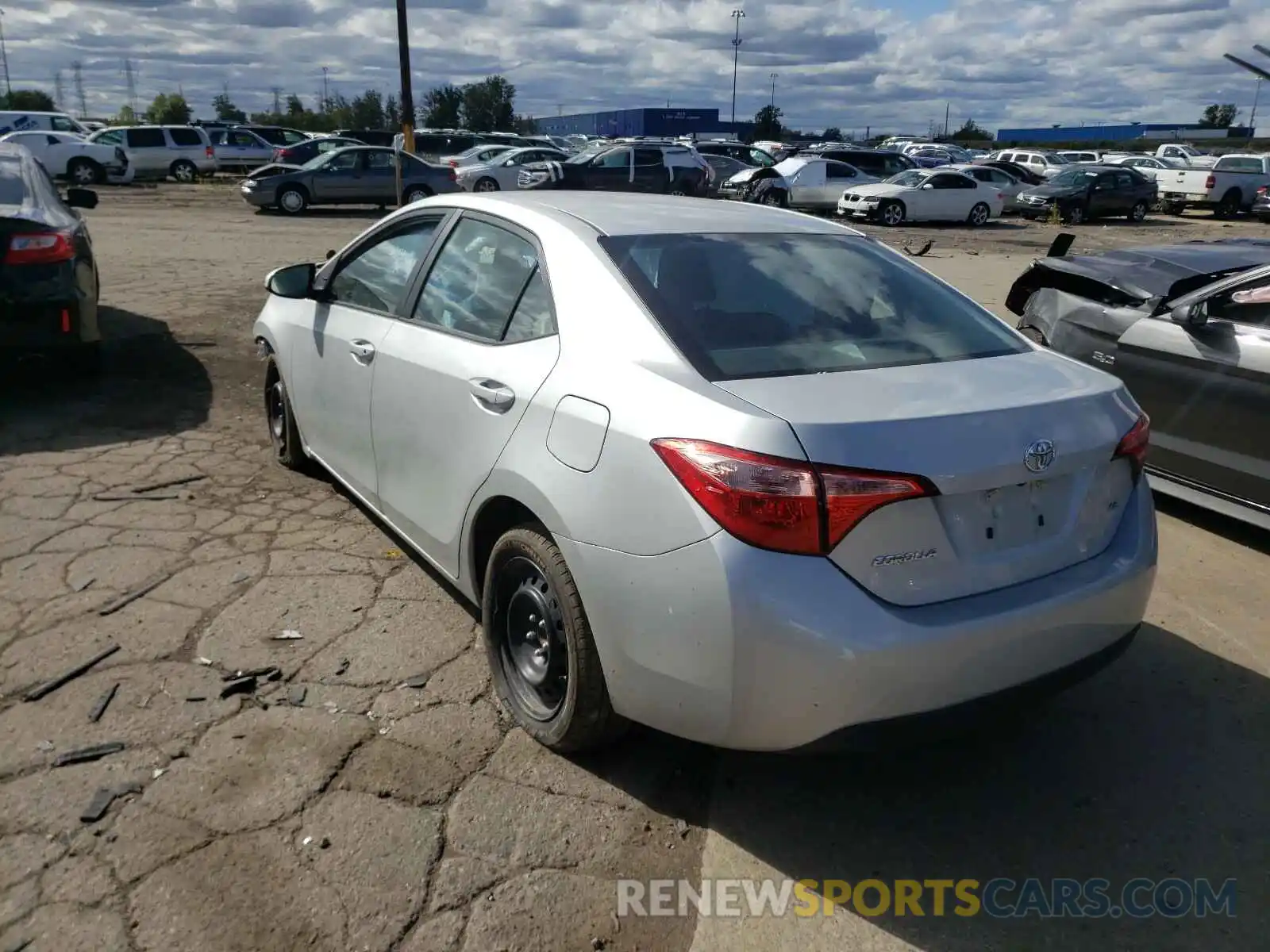 3 Photograph of a damaged car 5YFBURHE8KP898812 TOYOTA COROLLA 2019