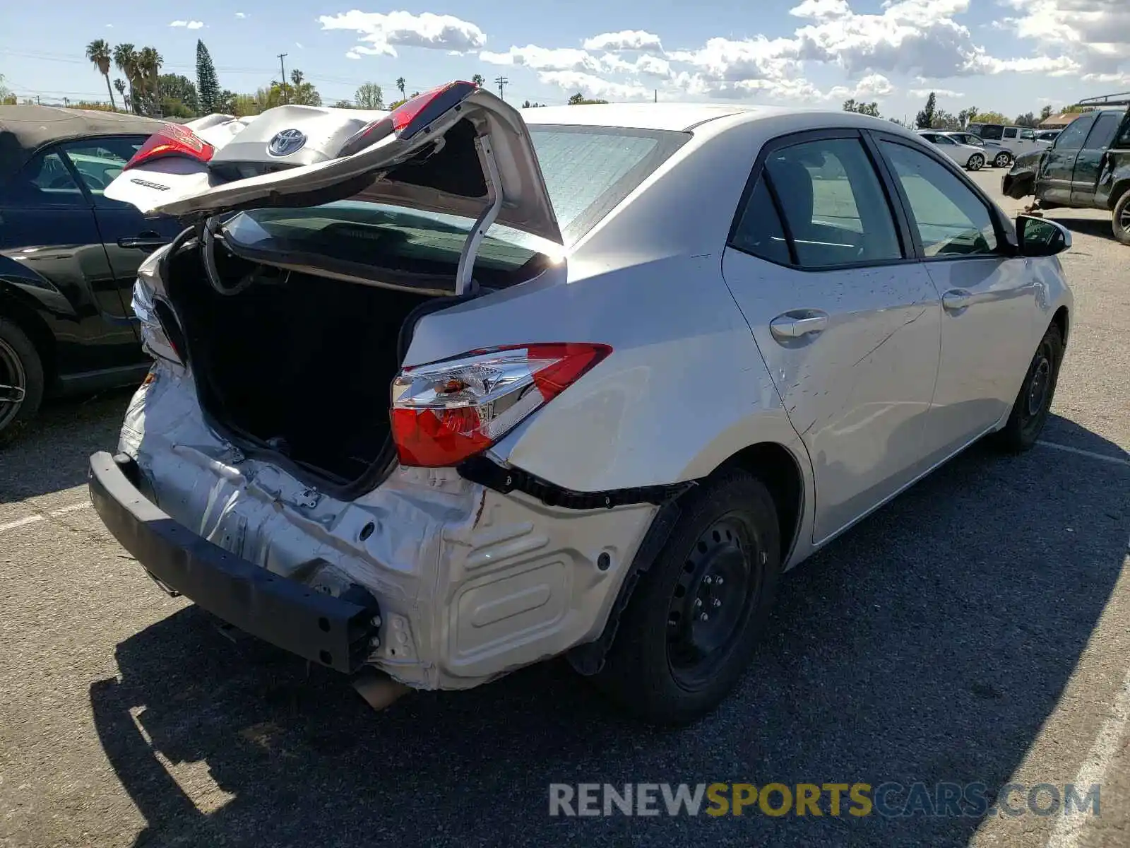 4 Photograph of a damaged car 5YFBURHE8KP907699 TOYOTA COROLLA 2019