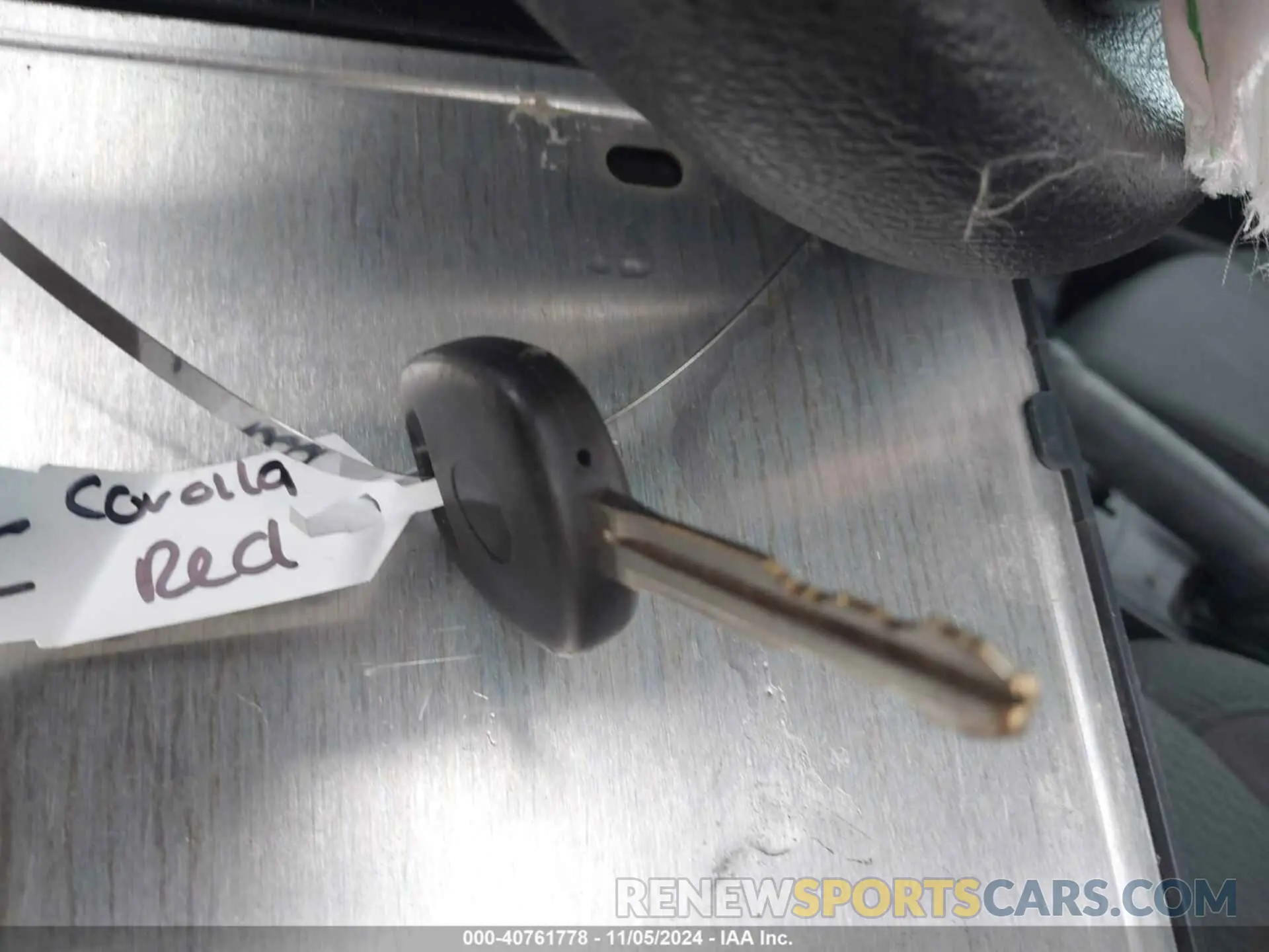 11 Photograph of a damaged car 5YFBURHE8KP914863 TOYOTA COROLLA 2019