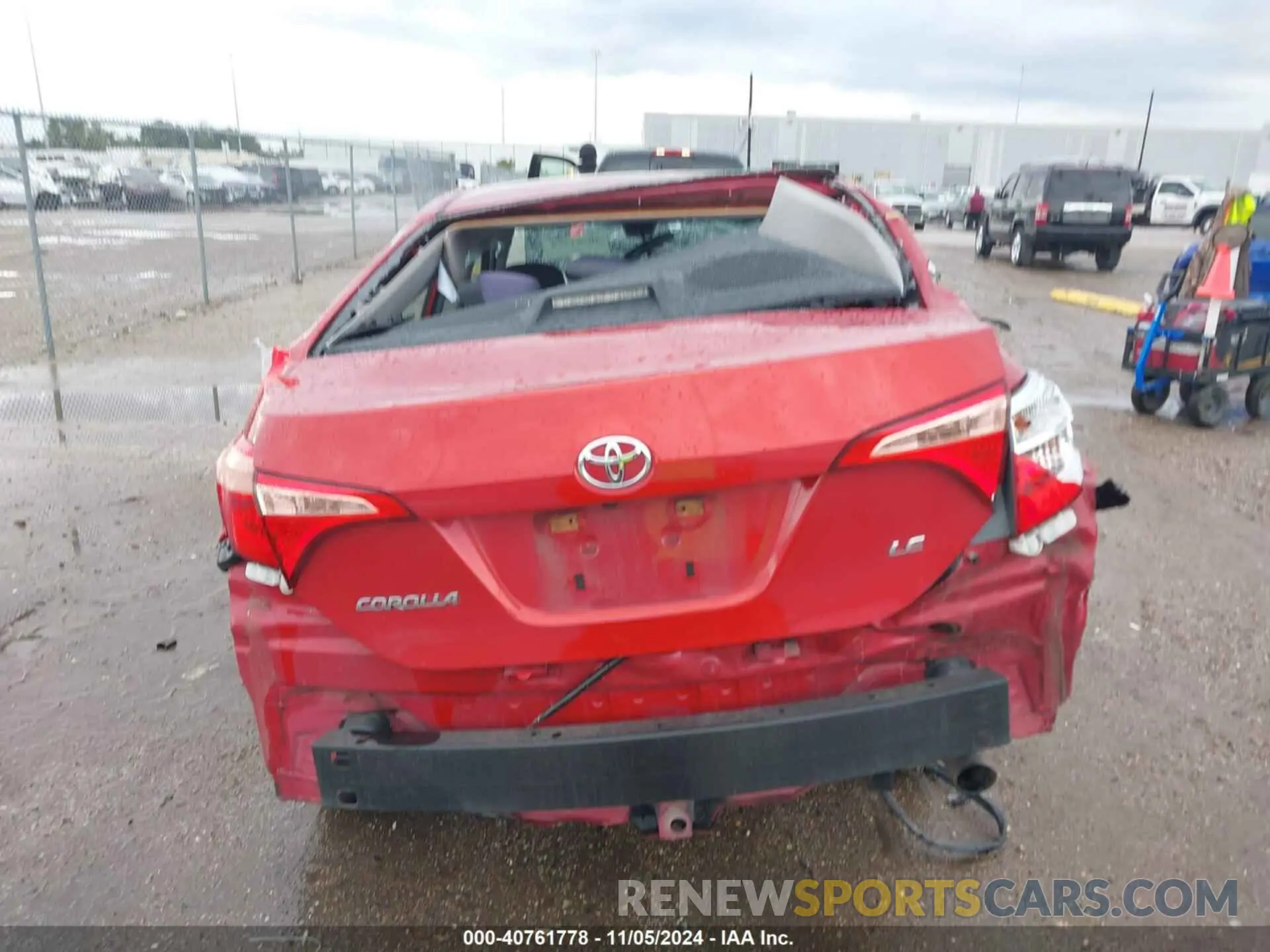 17 Photograph of a damaged car 5YFBURHE8KP914863 TOYOTA COROLLA 2019