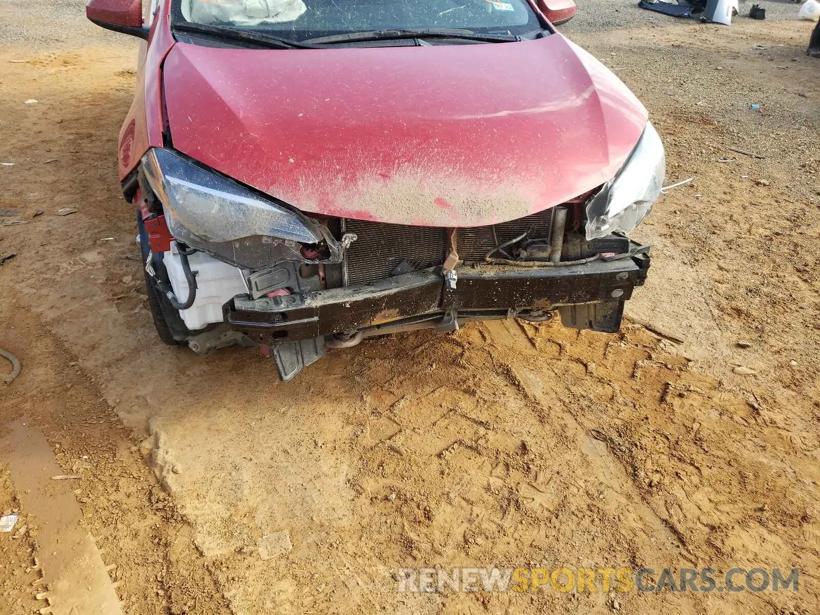 9 Photograph of a damaged car 5YFBURHE8KP917388 TOYOTA COROLLA 2019