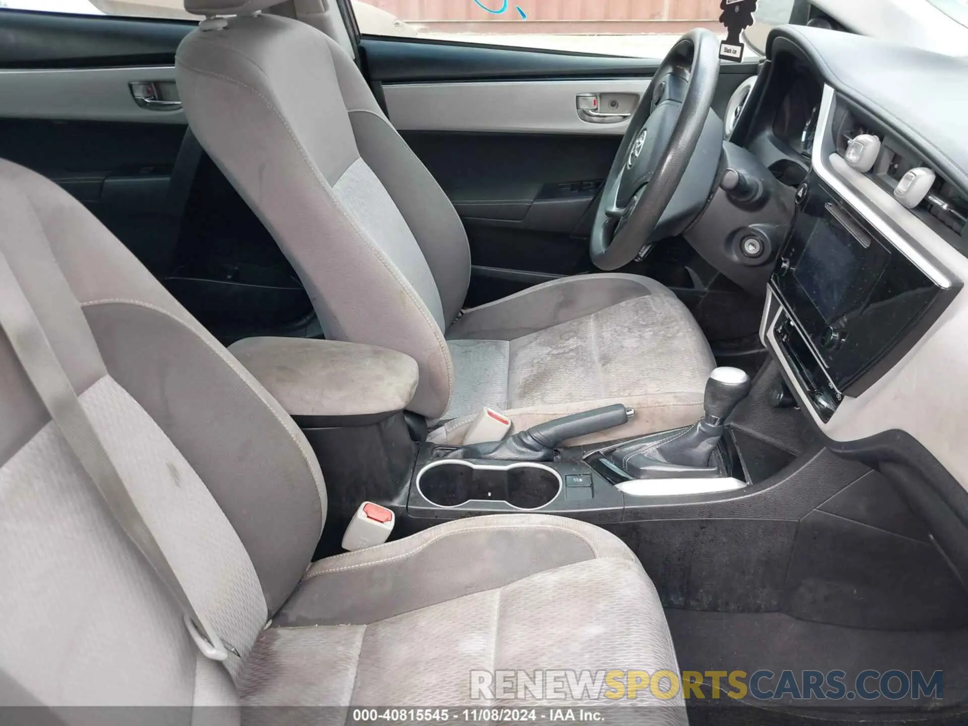 5 Photograph of a damaged car 5YFBURHE8KP918718 TOYOTA COROLLA 2019