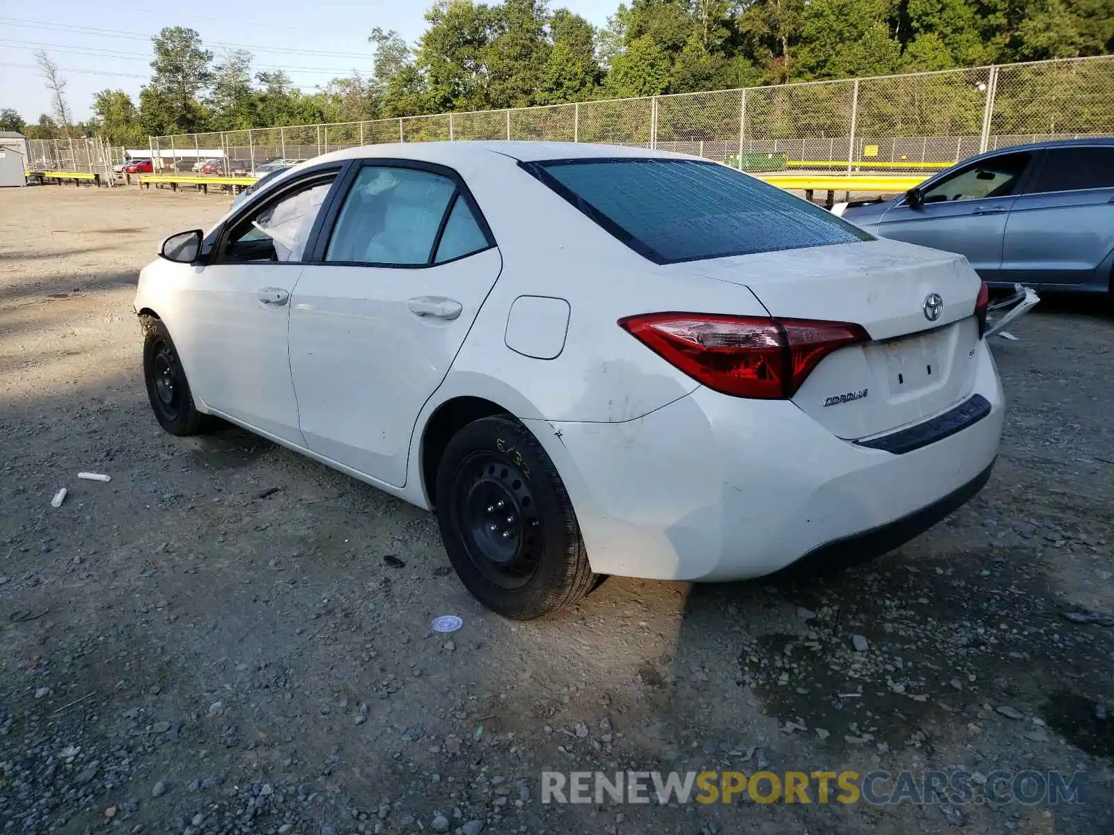 3 Photograph of a damaged car 5YFBURHE8KP918847 TOYOTA COROLLA 2019