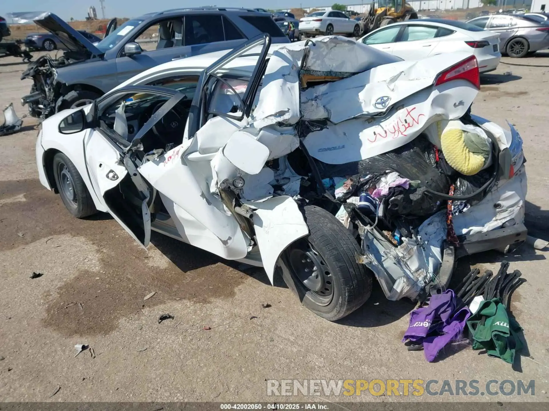 3 Photograph of a damaged car 5YFBURHE8KP919030 TOYOTA COROLLA 2019