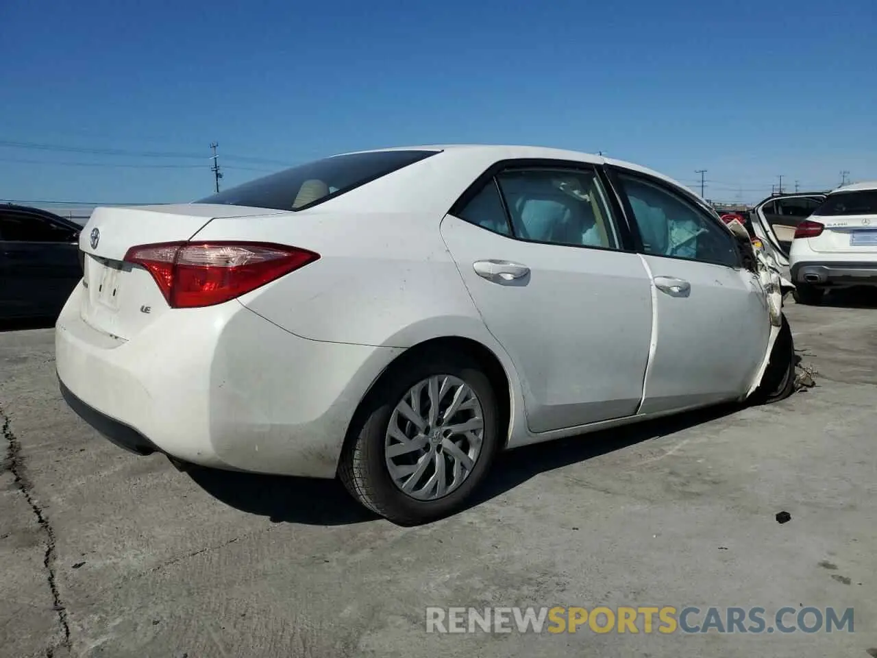 3 Photograph of a damaged car 5YFBURHE8KP920646 TOYOTA COROLLA 2019