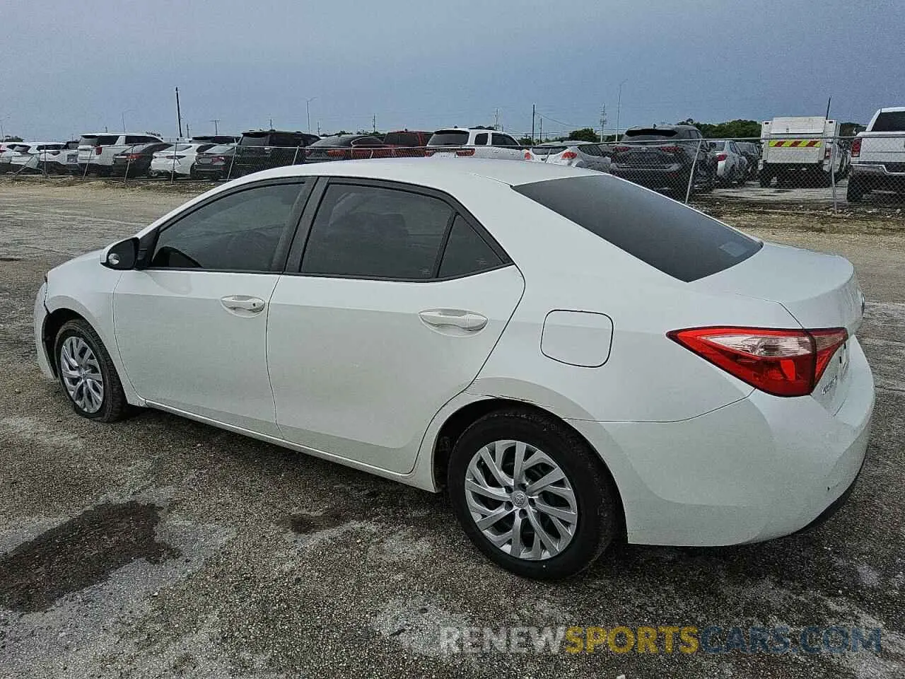 2 Photograph of a damaged car 5YFBURHE8KP922123 TOYOTA COROLLA 2019