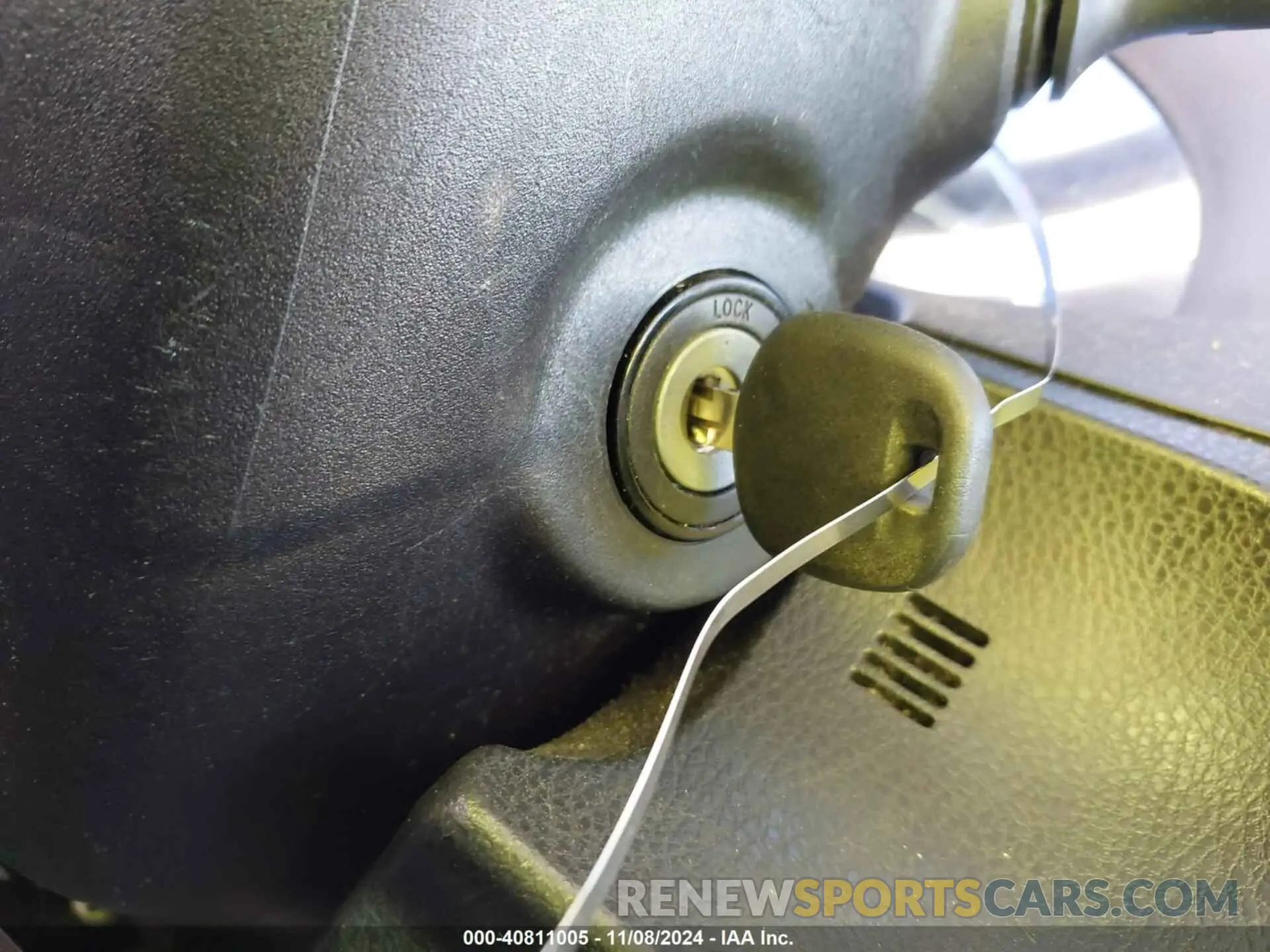 11 Photograph of a damaged car 5YFBURHE8KP931971 TOYOTA COROLLA 2019