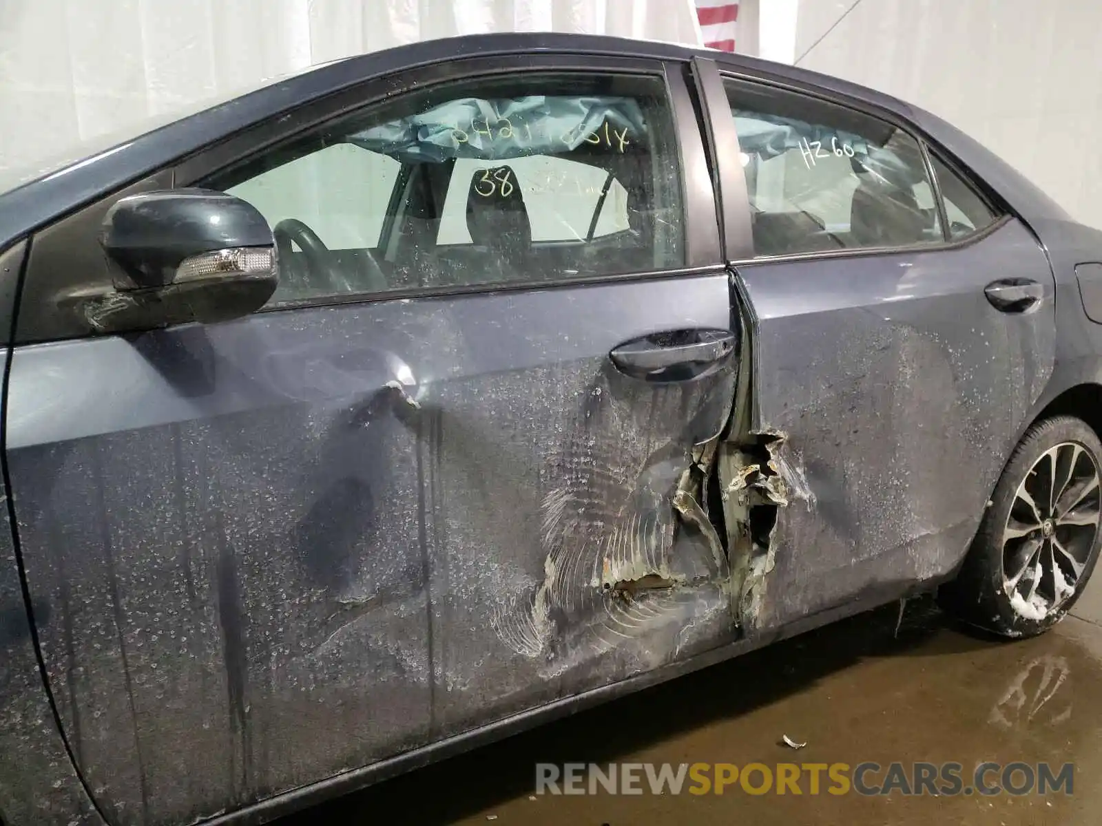 9 Photograph of a damaged car 5YFBURHE8KP936085 TOYOTA COROLLA 2019