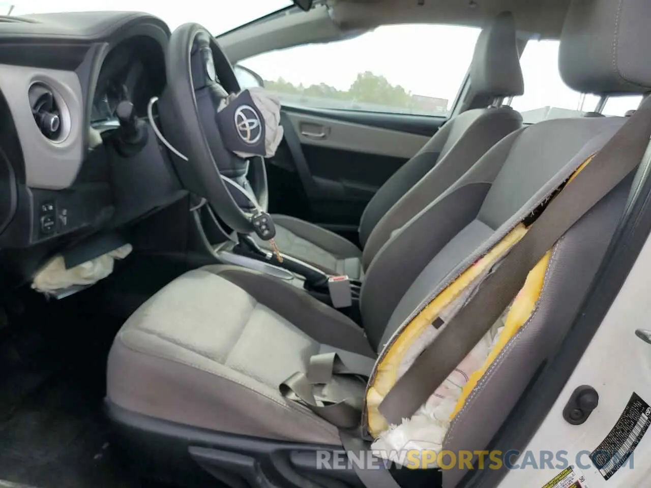 7 Photograph of a damaged car 5YFBURHE8KP936412 TOYOTA COROLLA 2019