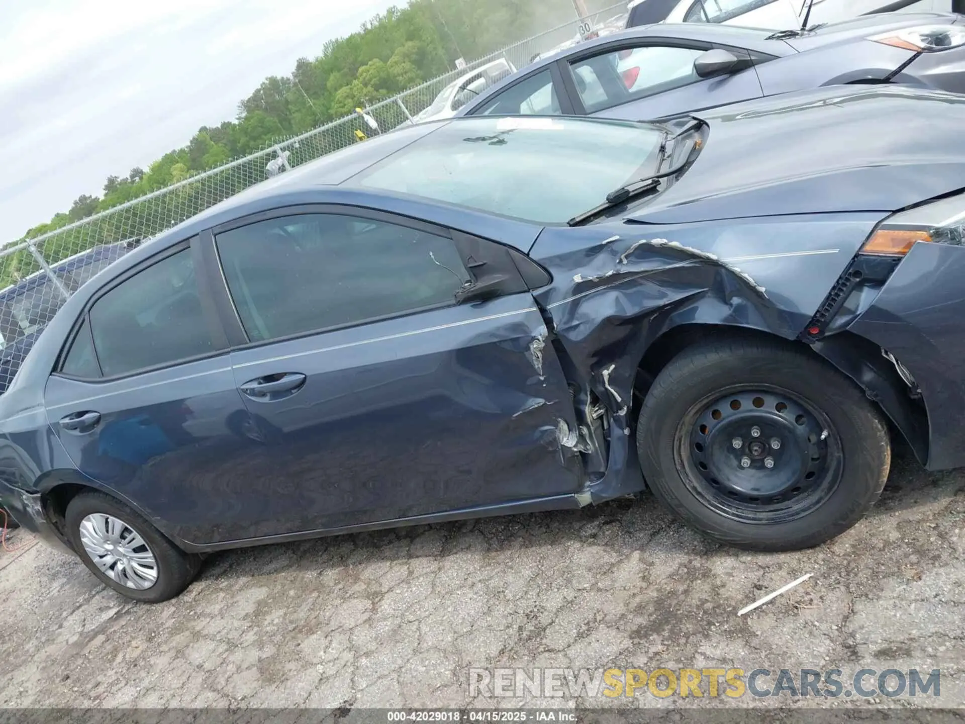 13 Photograph of a damaged car 5YFBURHE8KP936426 TOYOTA COROLLA 2019