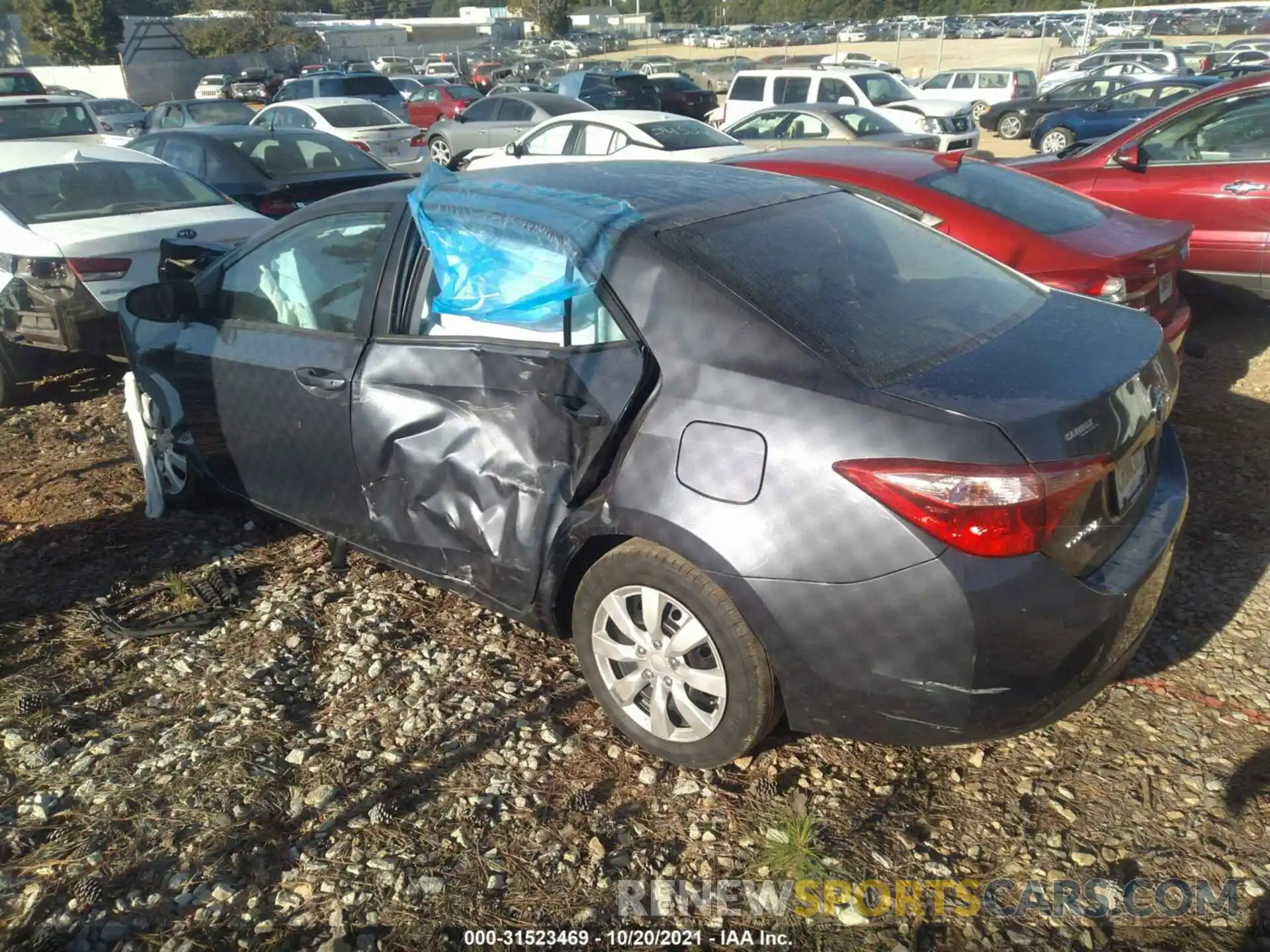 3 Photograph of a damaged car 5YFBURHE8KP939665 TOYOTA COROLLA 2019