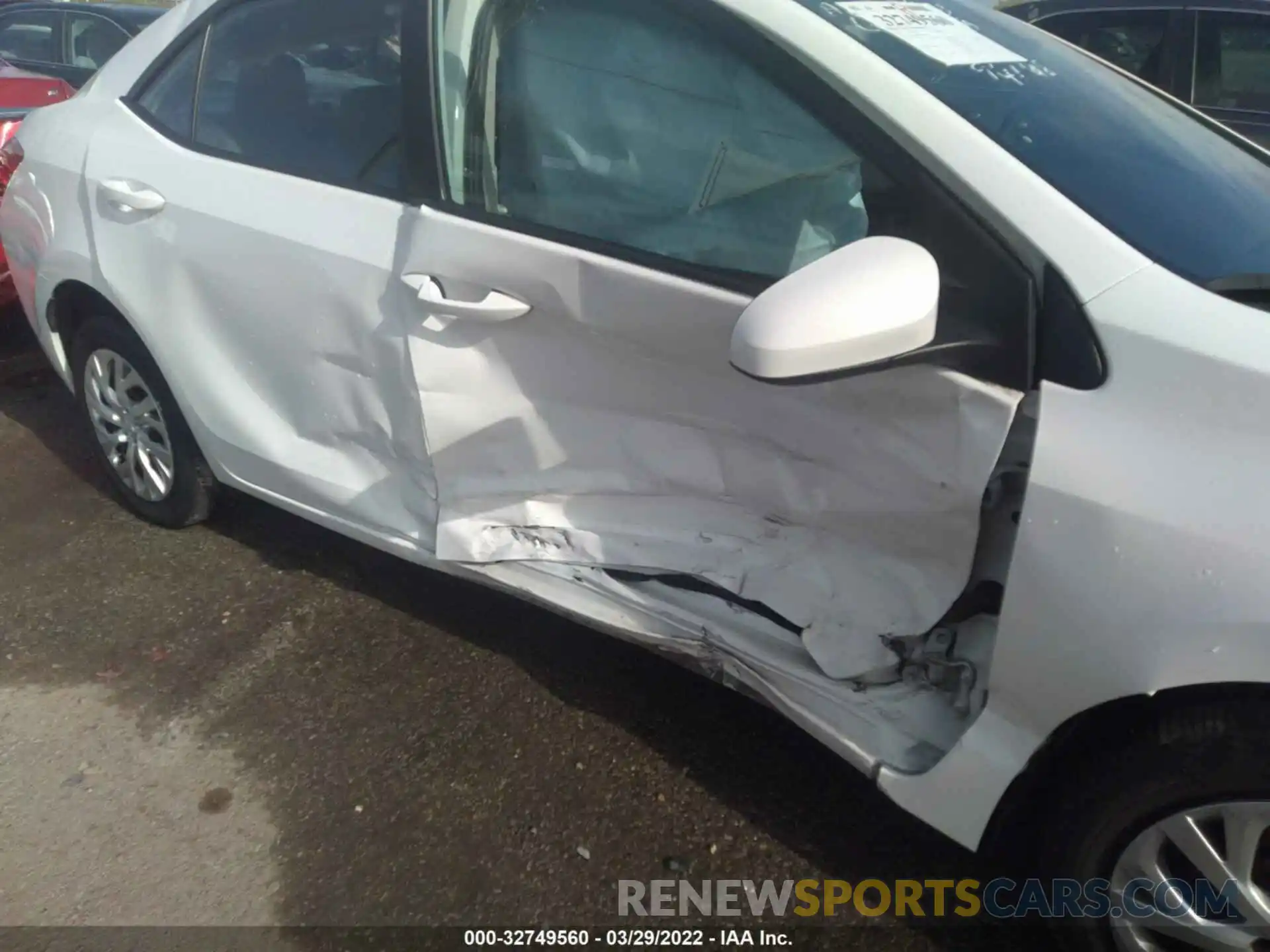 6 Photograph of a damaged car 5YFBURHE8KP941108 TOYOTA COROLLA 2019