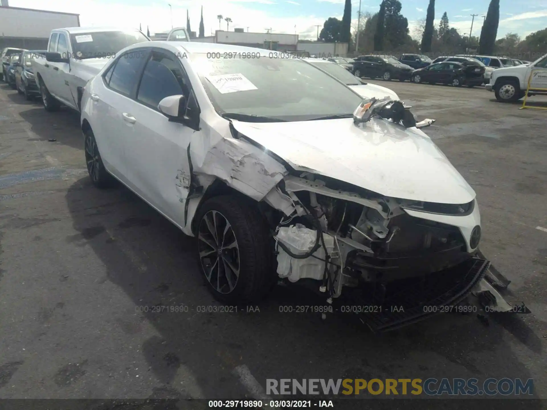 1 Photograph of a damaged car 5YFBURHE8KP942162 TOYOTA COROLLA 2019