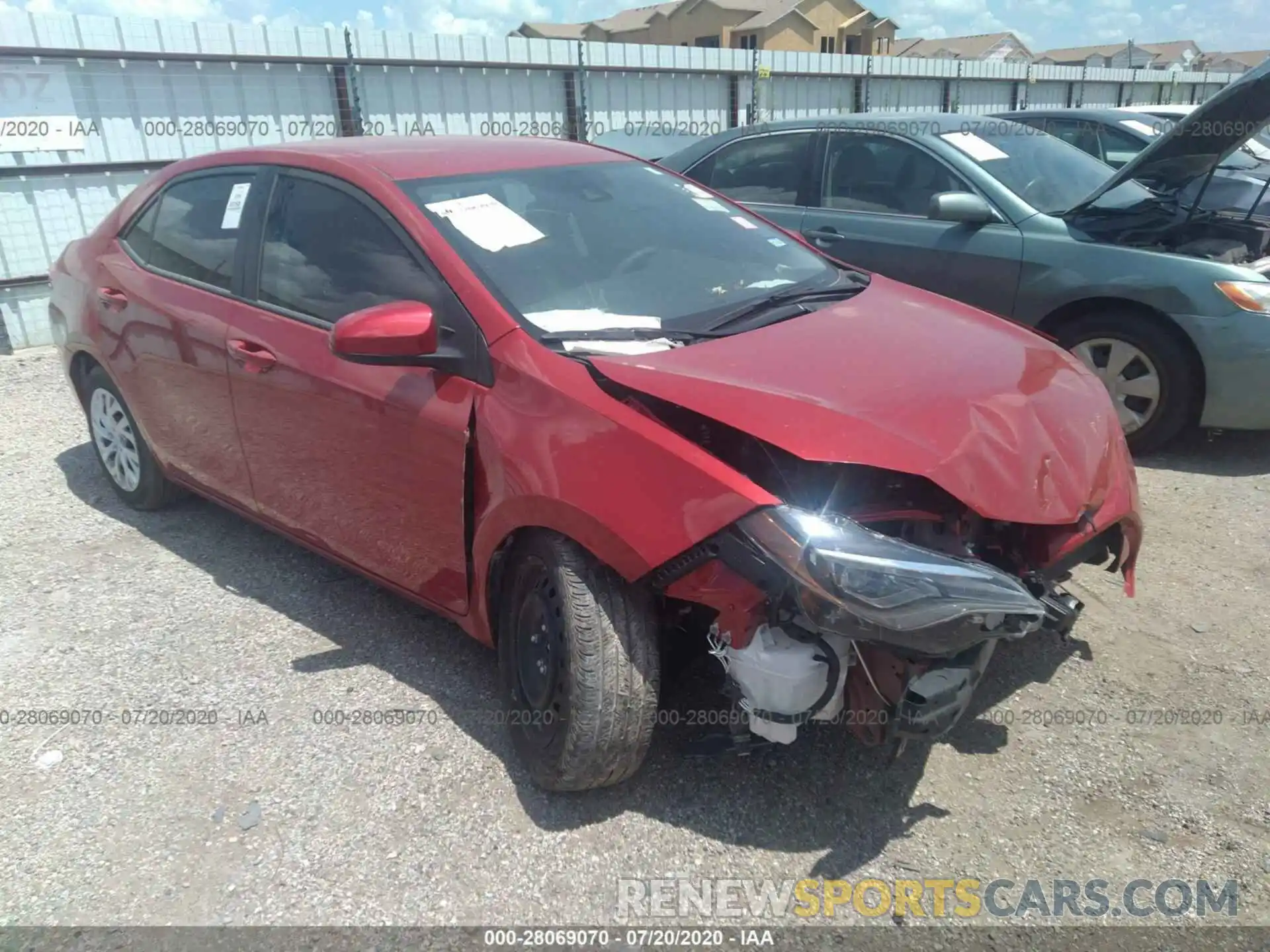 1 Photograph of a damaged car 5YFBURHE8KP942646 TOYOTA COROLLA 2019