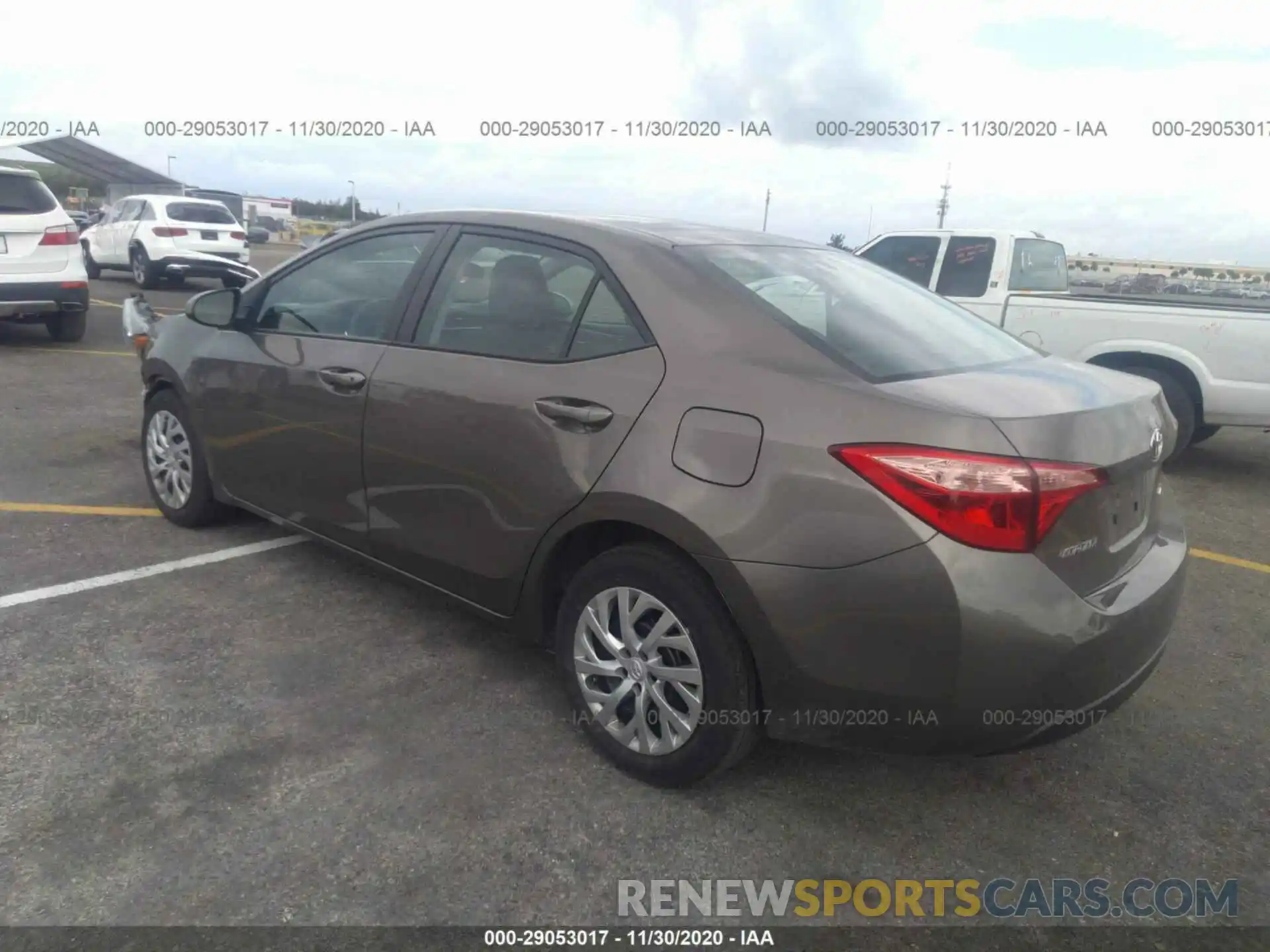 3 Photograph of a damaged car 5YFBURHE8KP942937 TOYOTA COROLLA 2019