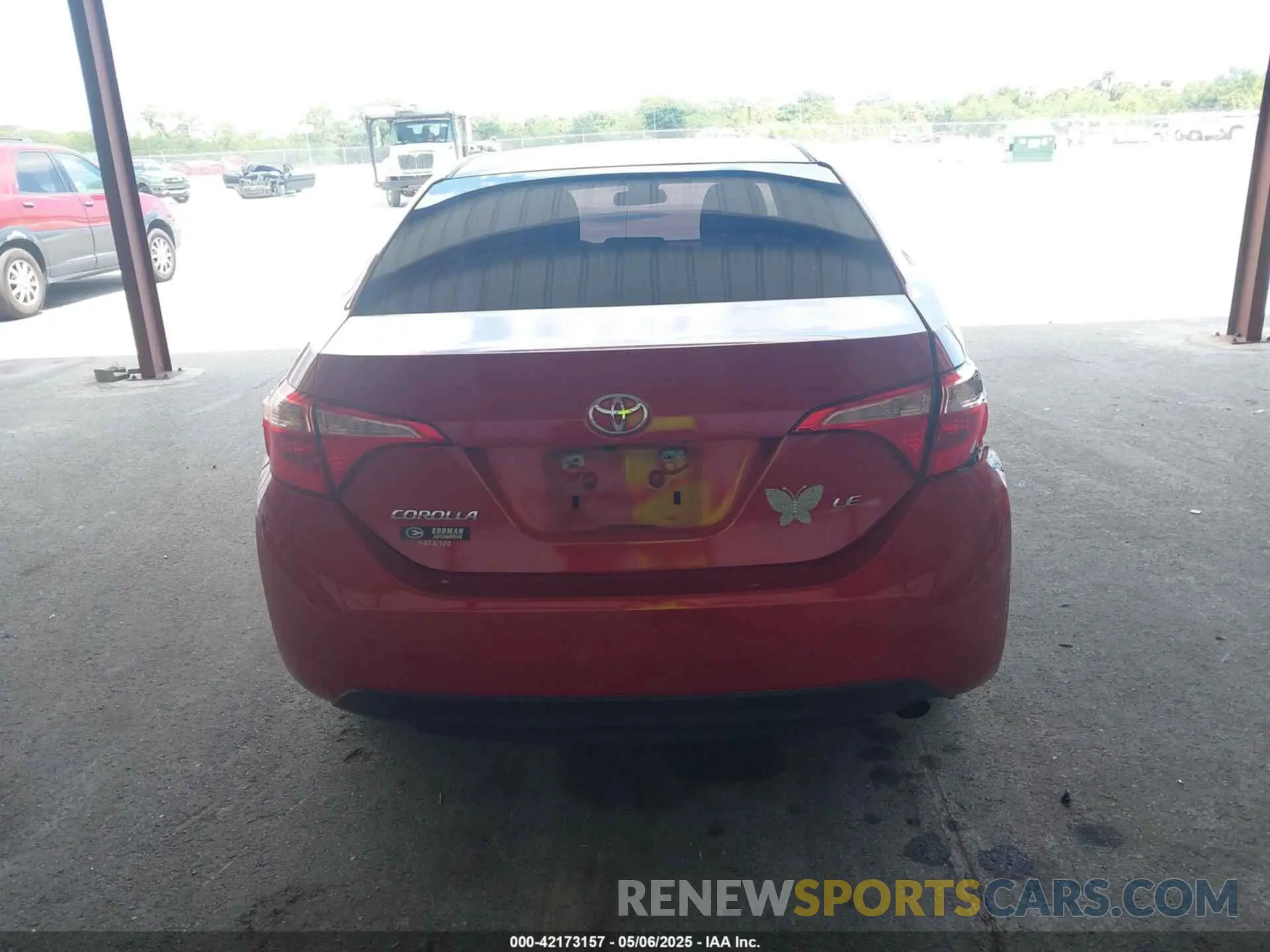 16 Photograph of a damaged car 5YFBURHE8KP943098 TOYOTA COROLLA 2019