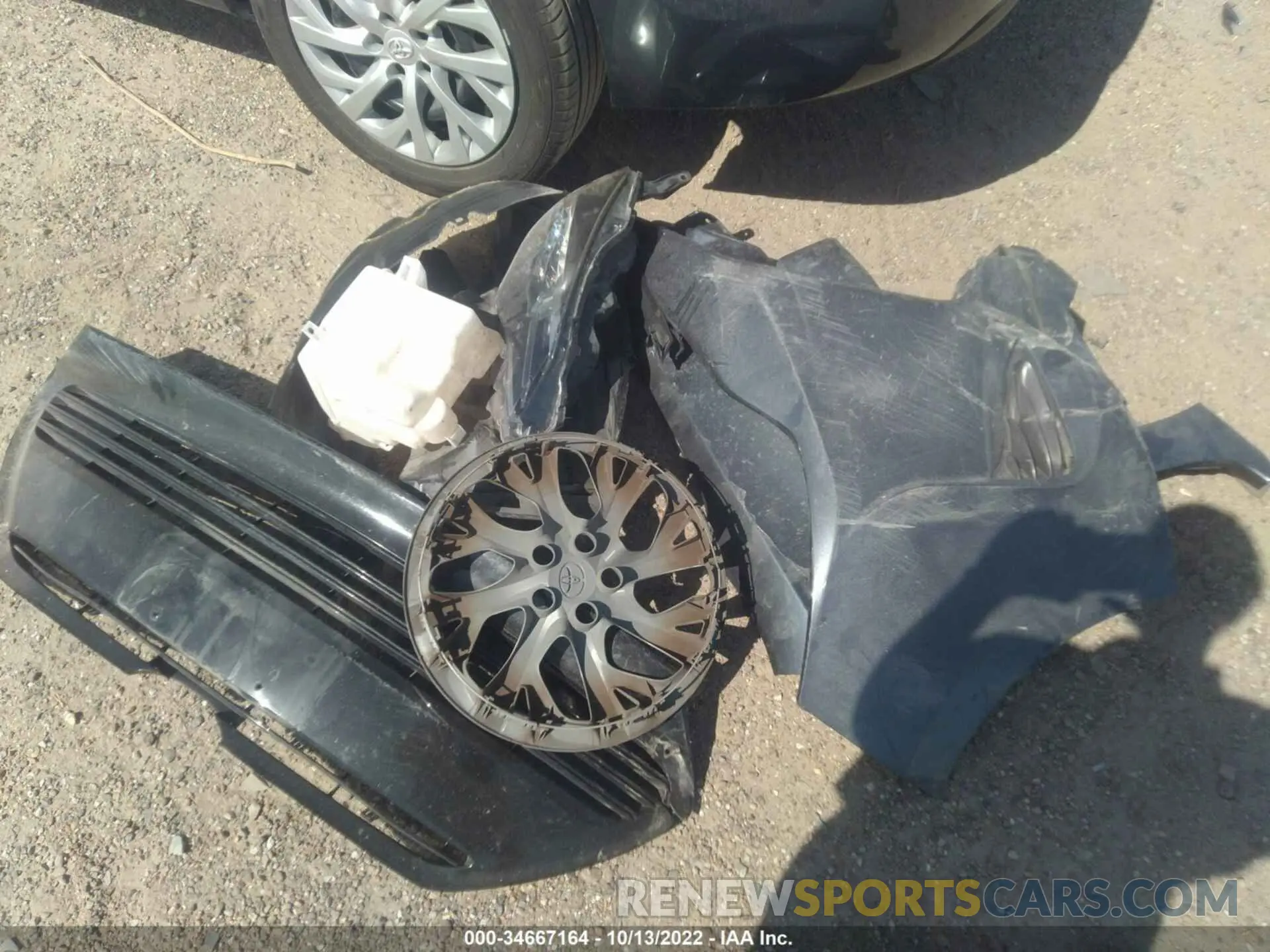 12 Photograph of a damaged car 5YFBURHE8KP944347 TOYOTA COROLLA 2019