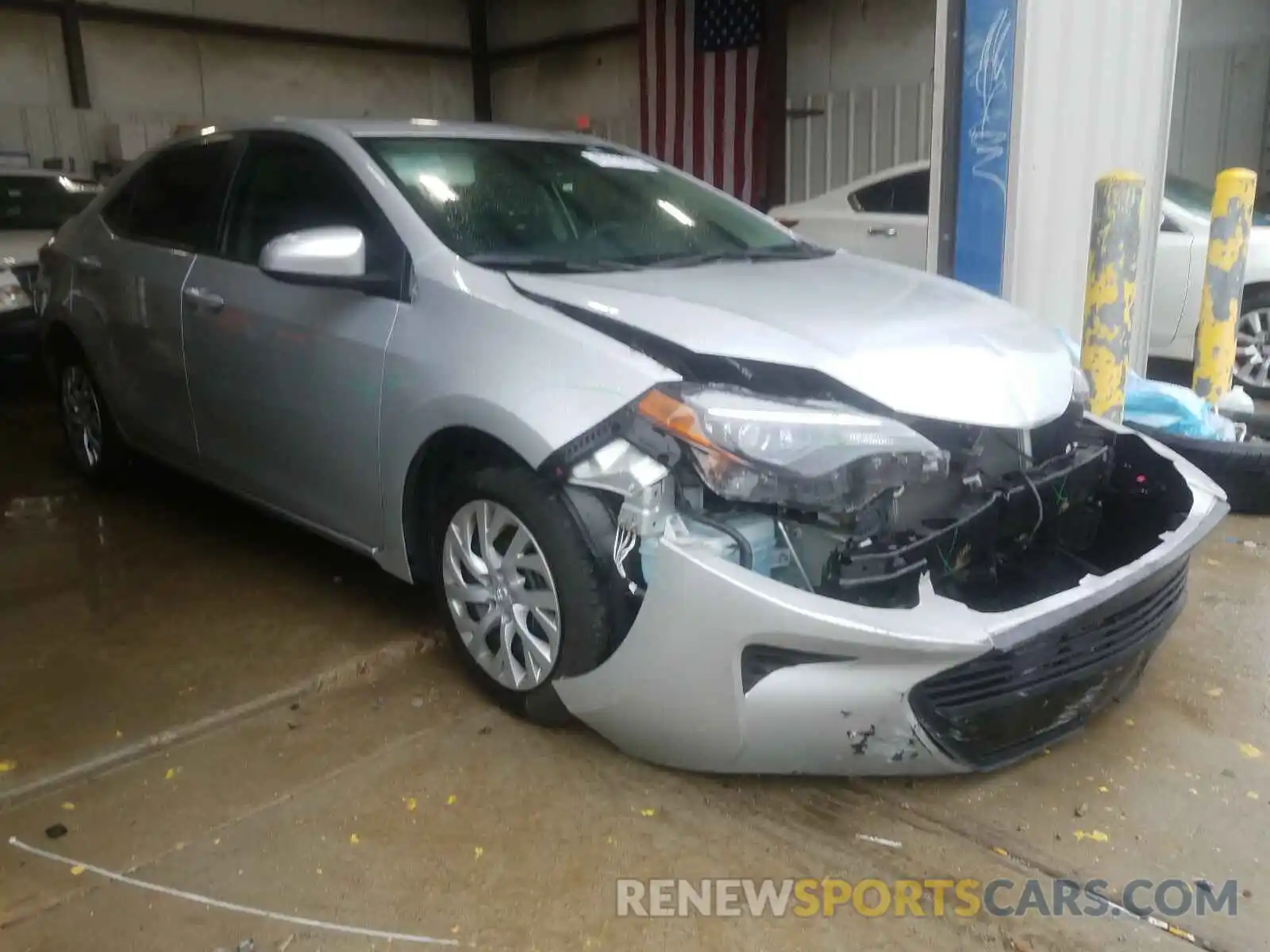 1 Photograph of a damaged car 5YFBURHE8KP947054 TOYOTA COROLLA 2019