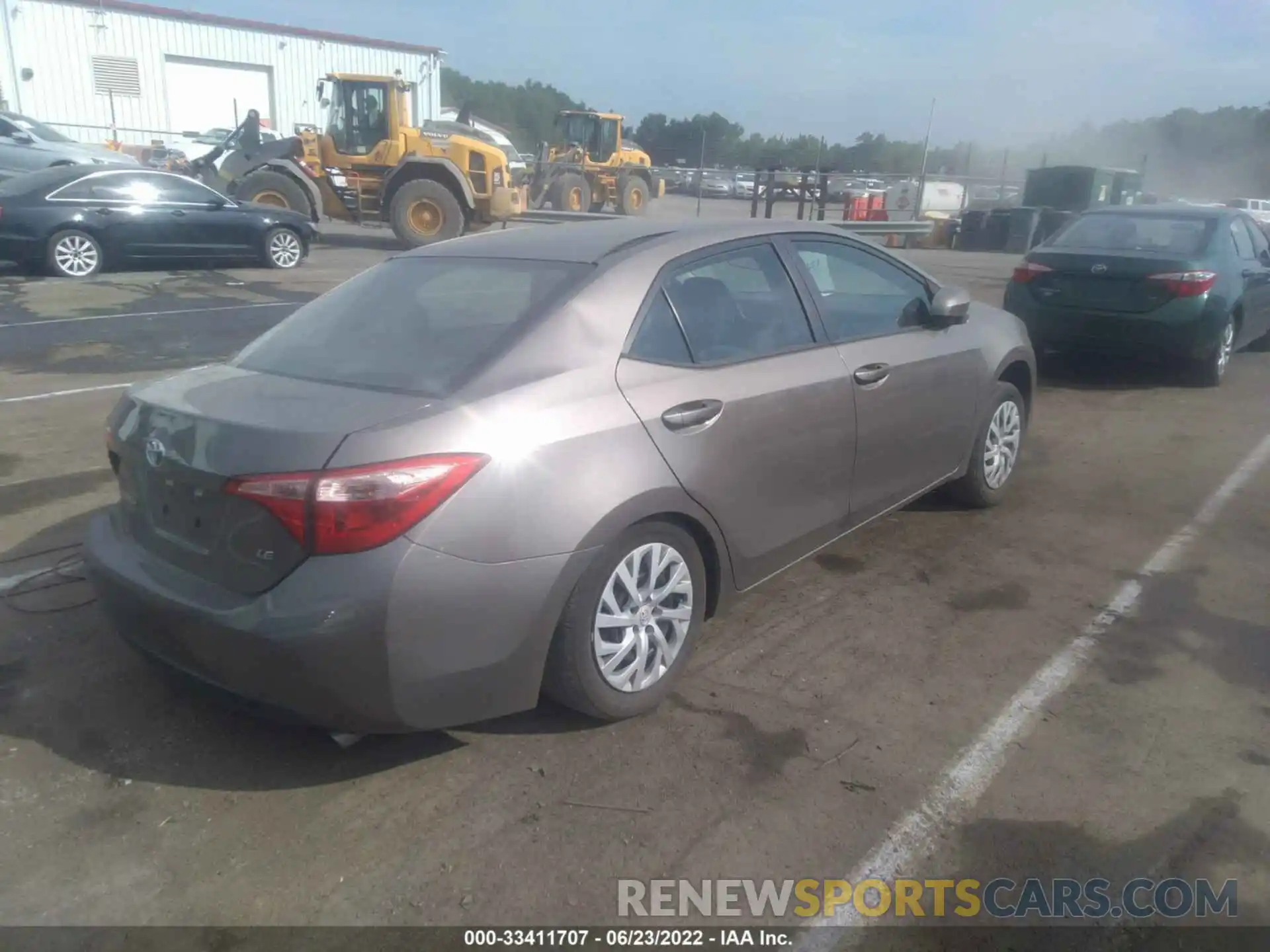 4 Photograph of a damaged car 5YFBURHE9KP864328 TOYOTA COROLLA 2019