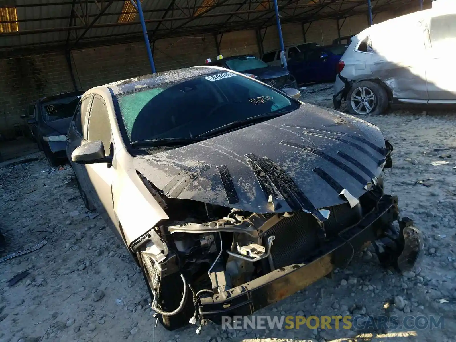 1 Photograph of a damaged car 5YFBURHE9KP865074 TOYOTA COROLLA 2019