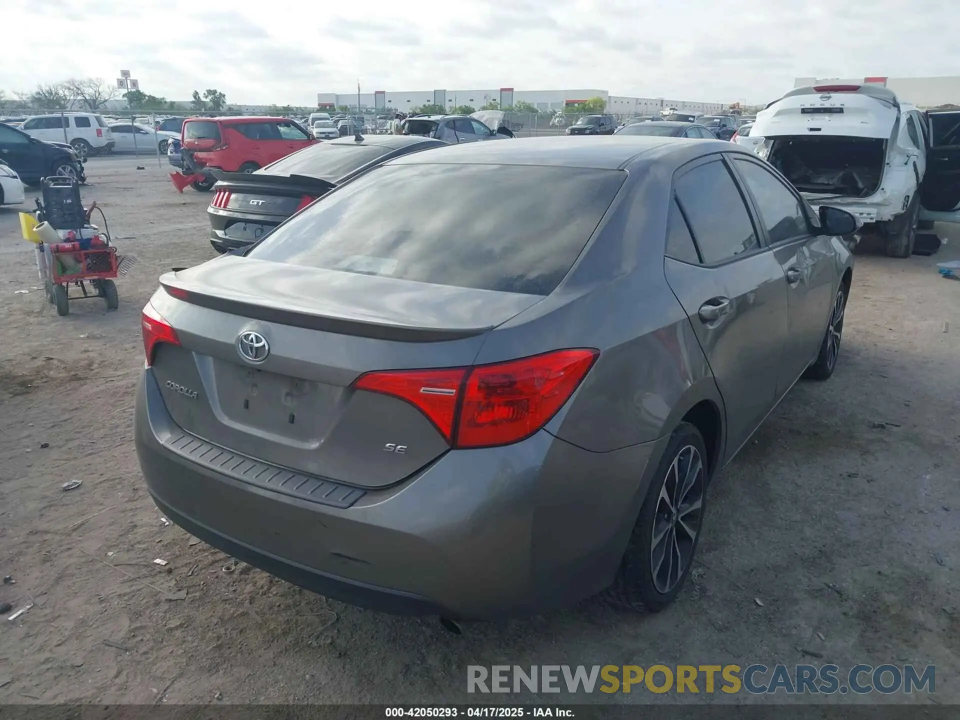 4 Photograph of a damaged car 5YFBURHE9KP868248 TOYOTA COROLLA 2019