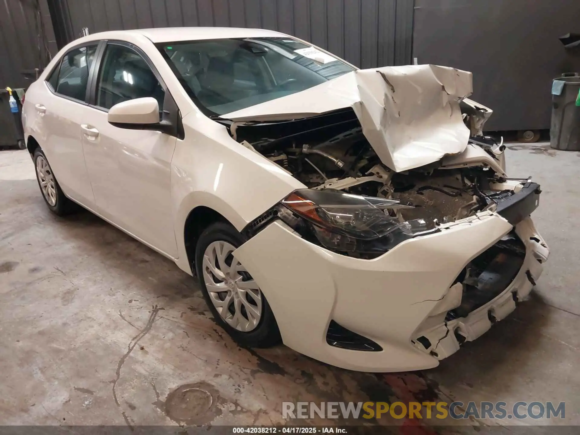1 Photograph of a damaged car 5YFBURHE9KP871926 TOYOTA COROLLA 2019