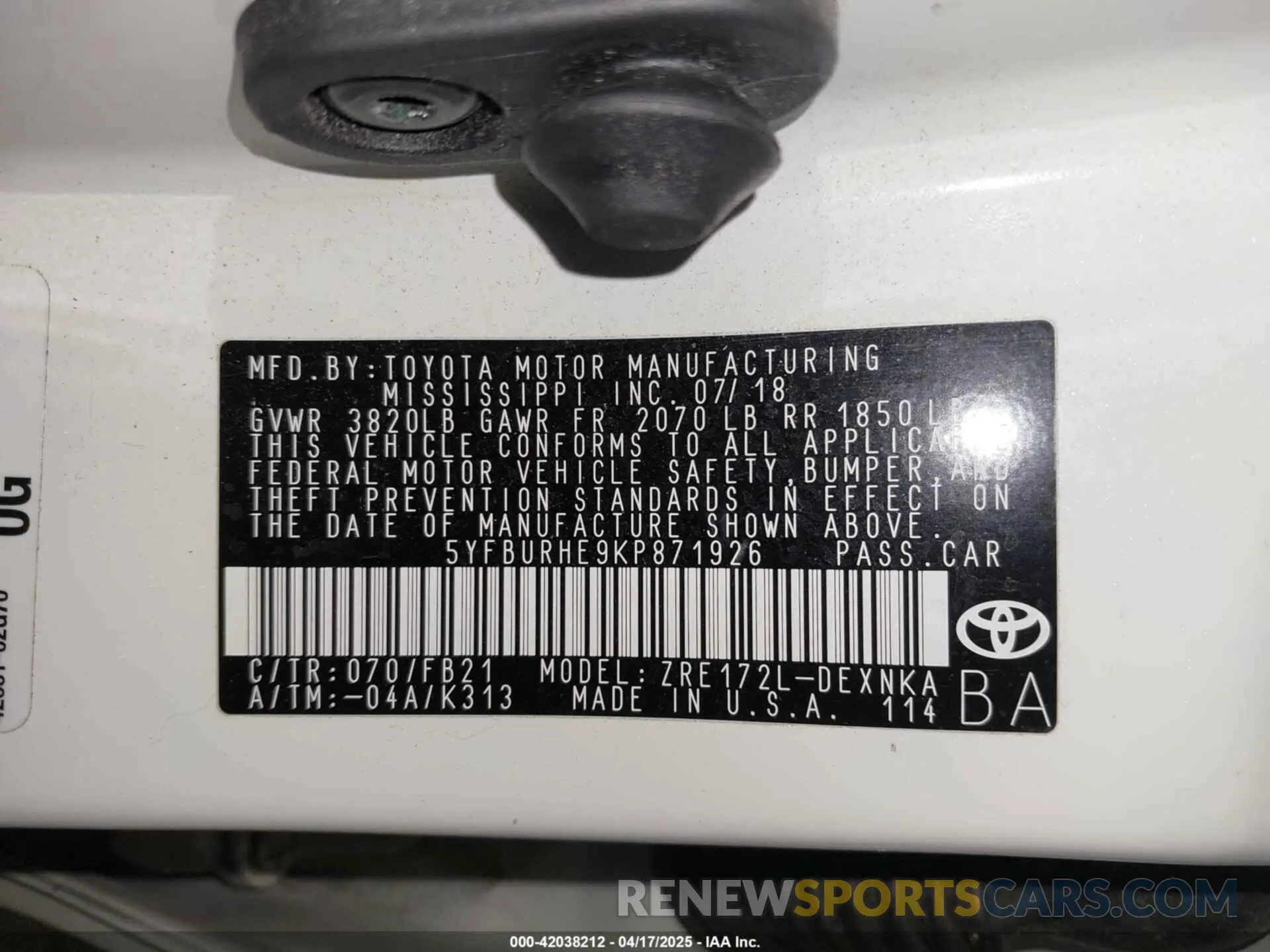 9 Photograph of a damaged car 5YFBURHE9KP871926 TOYOTA COROLLA 2019