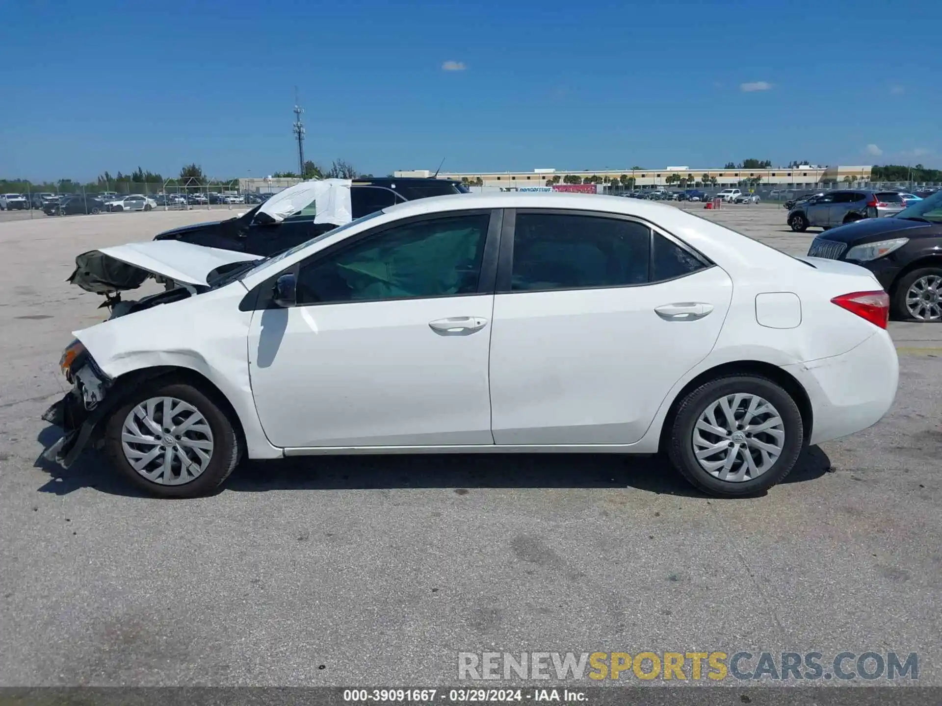 14 Photograph of a damaged car 5YFBURHE9KP878228 TOYOTA COROLLA 2019