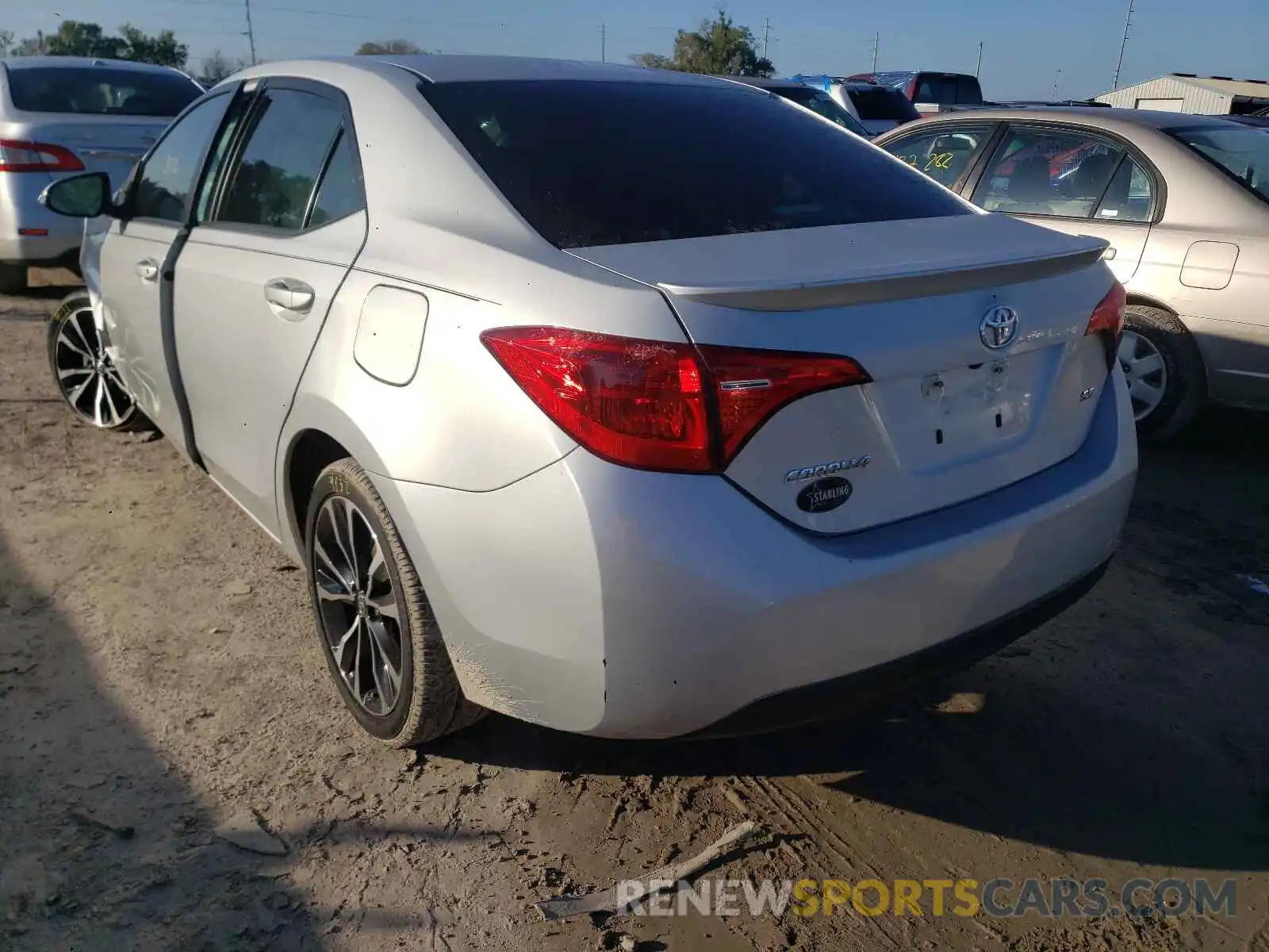 3 Photograph of a damaged car 5YFBURHE9KP879279 TOYOTA COROLLA 2019