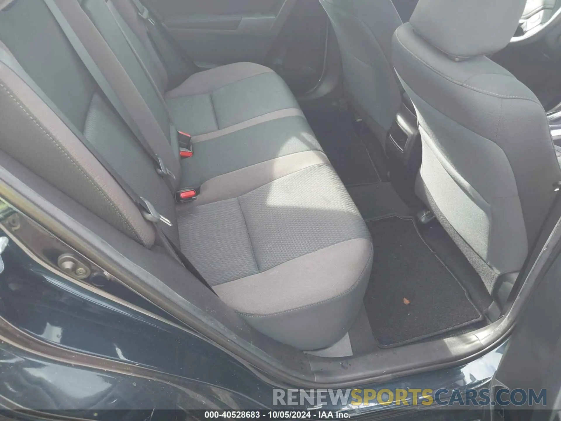 8 Photograph of a damaged car 5YFBURHE9KP880156 TOYOTA COROLLA 2019