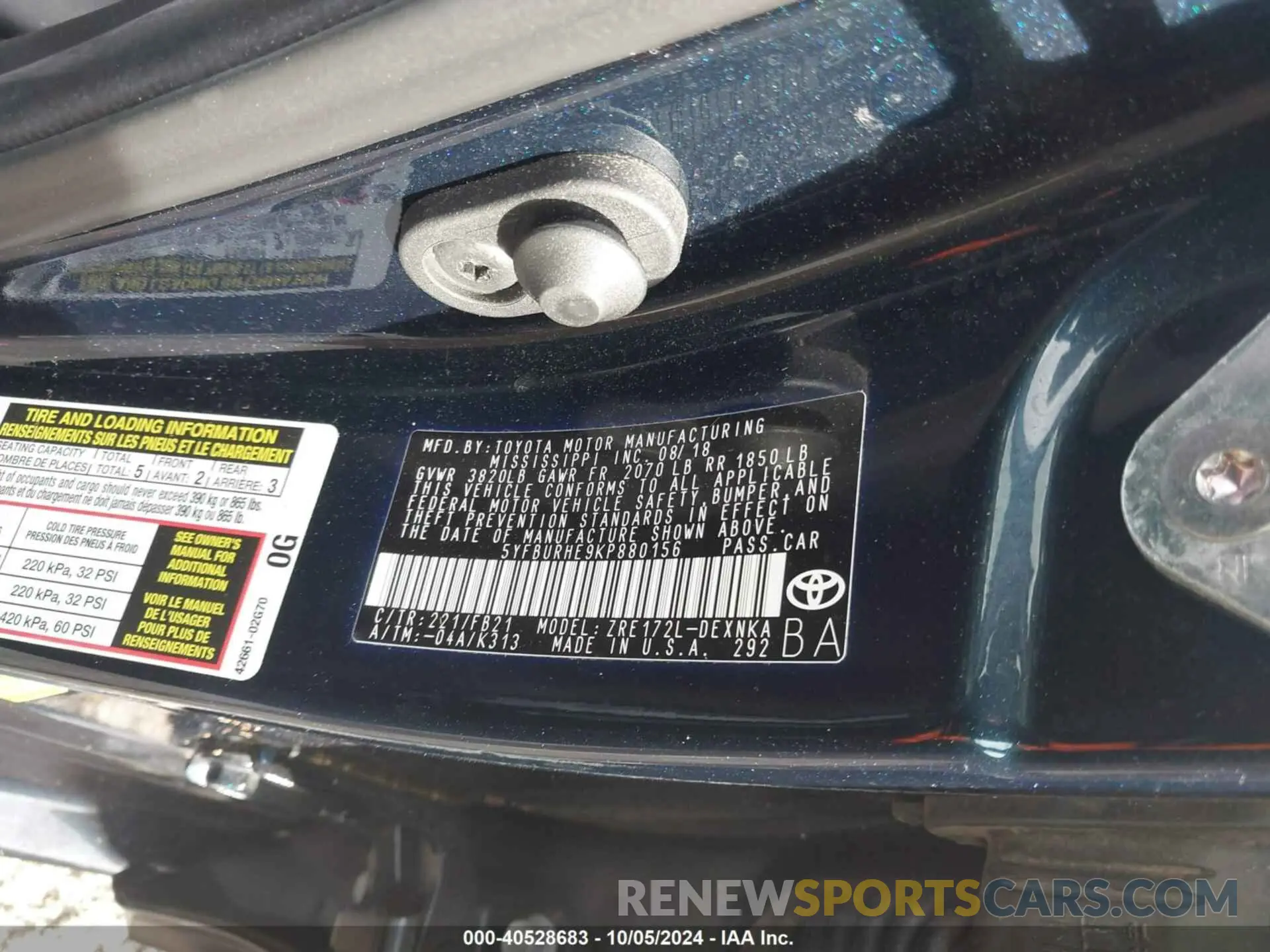 9 Photograph of a damaged car 5YFBURHE9KP880156 TOYOTA COROLLA 2019