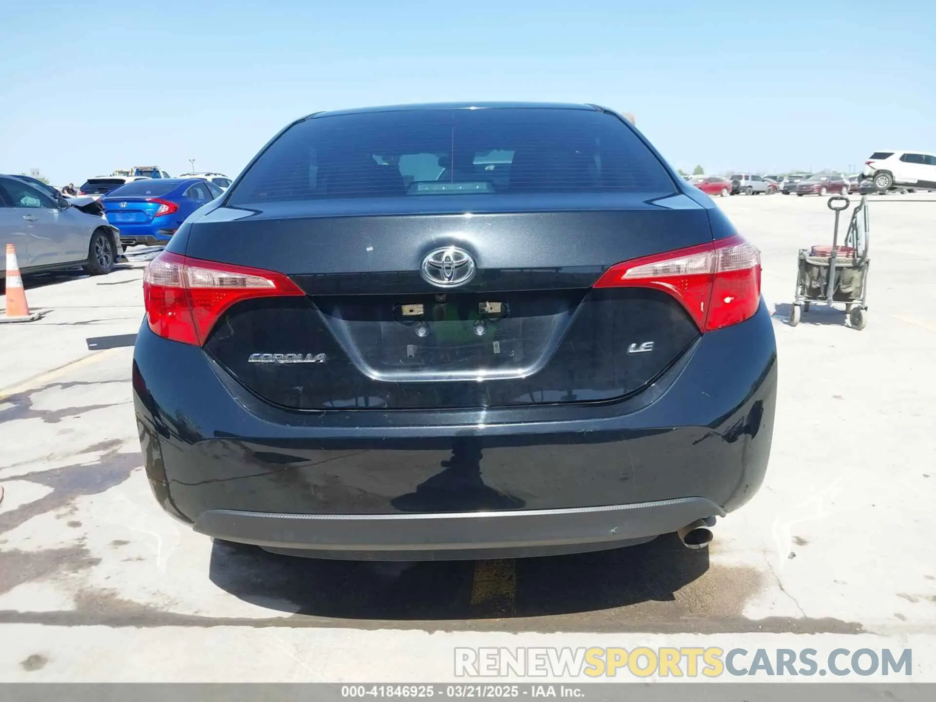 16 Photograph of a damaged car 5YFBURHE9KP882103 TOYOTA COROLLA 2019