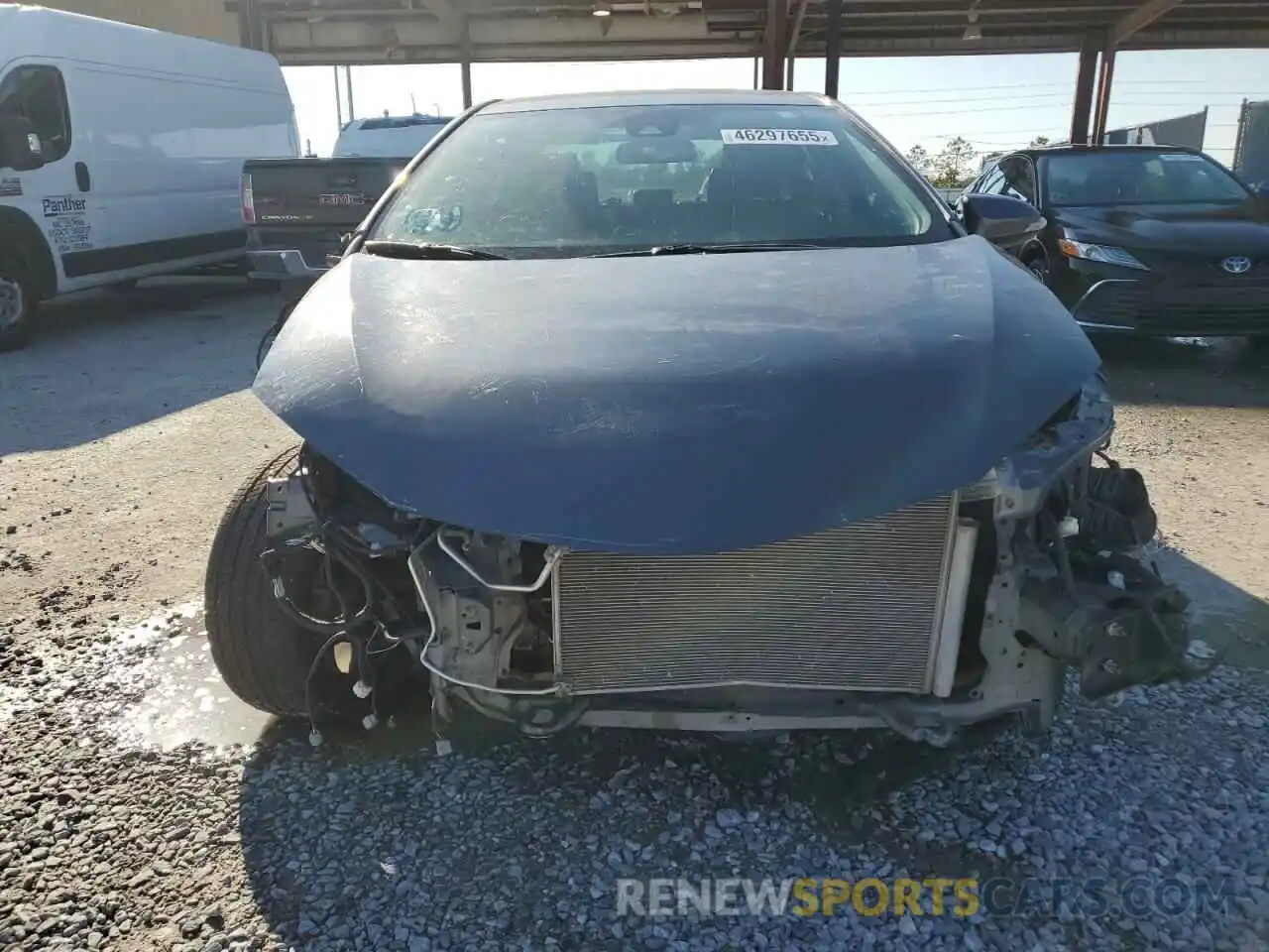 5 Photograph of a damaged car 5YFBURHE9KP883459 TOYOTA COROLLA 2019